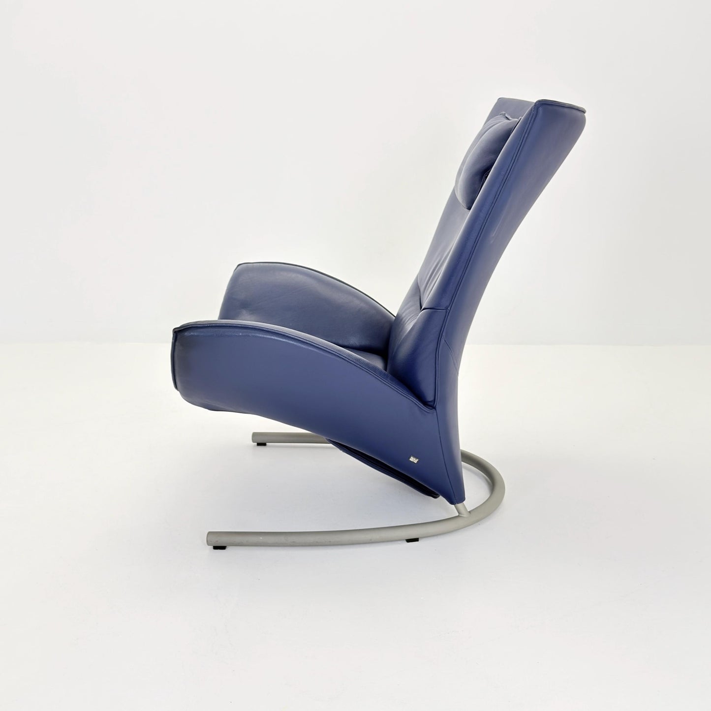Mid Century Rolf Benz 1900 Blue Leather Lounge Chair with Footrest, Germany 1990s