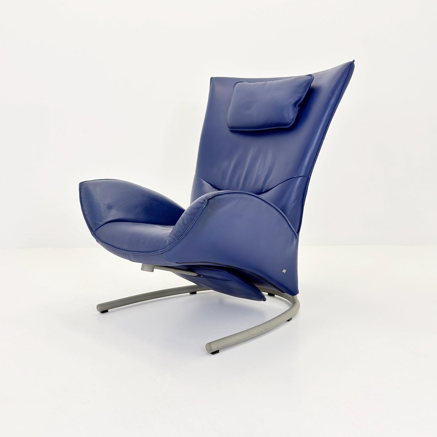 Mid Century Rolf Benz 1900 Blue Leather Lounge Chair with Footrest, Germany 1990s
