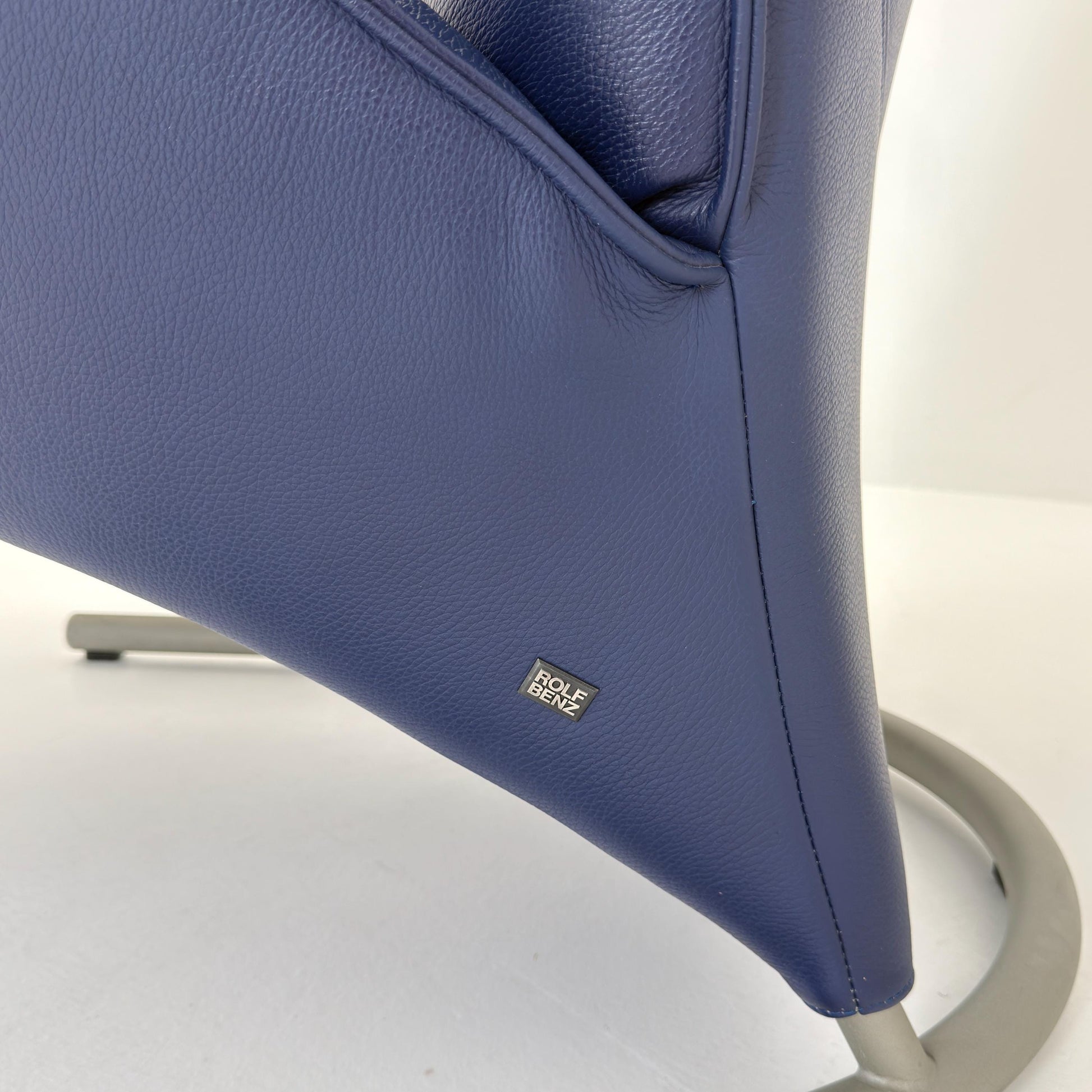 Mid Century Rolf Benz 1900 Blue Leather Lounge Chair with Footrest, Germany 1990s