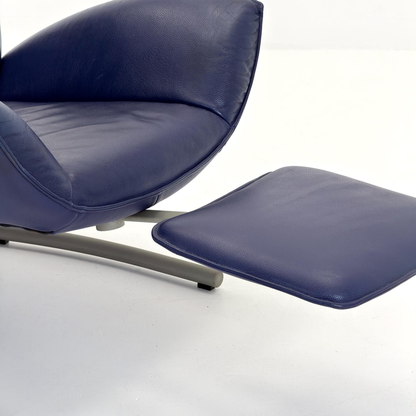 Mid Century Rolf Benz 1900 Blue Leather Lounge Chair with Footrest, Germany 1990s