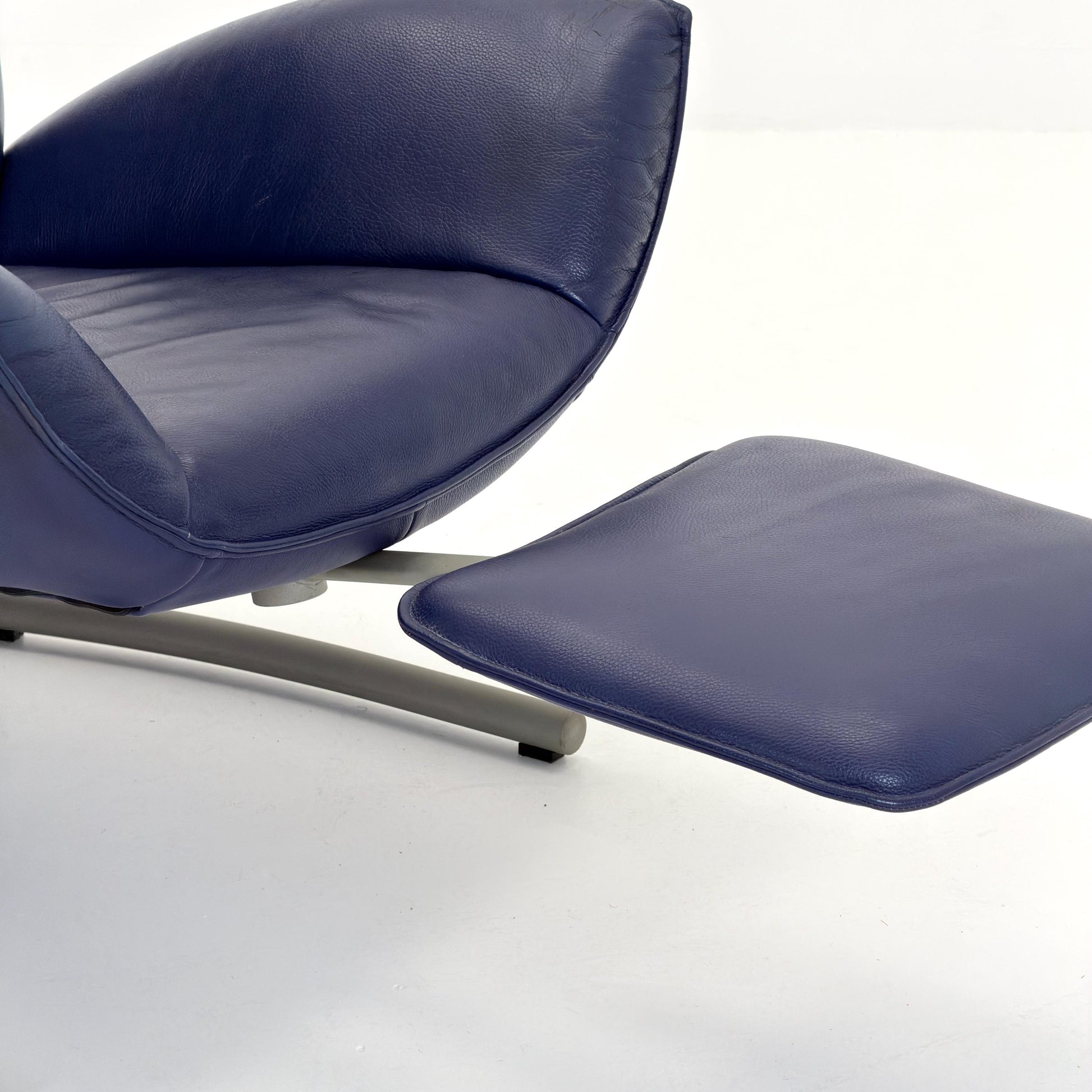 Mid Century Rolf Benz 1900 Blue Leather Lounge Chair with Footrest, Germany 1990s