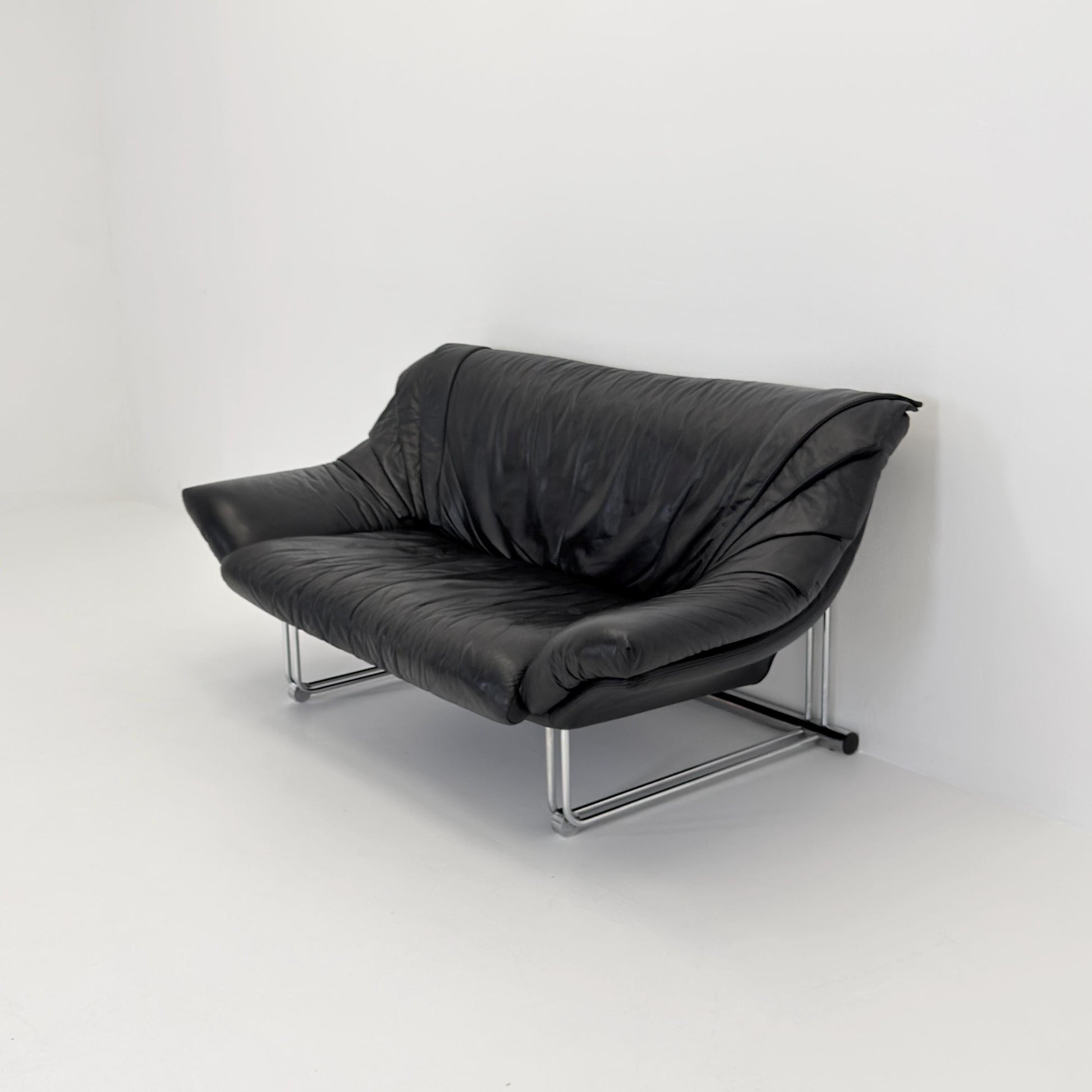 Mid Century Bauhaus Black Leather Two Seater Sofa, Italy 1980s