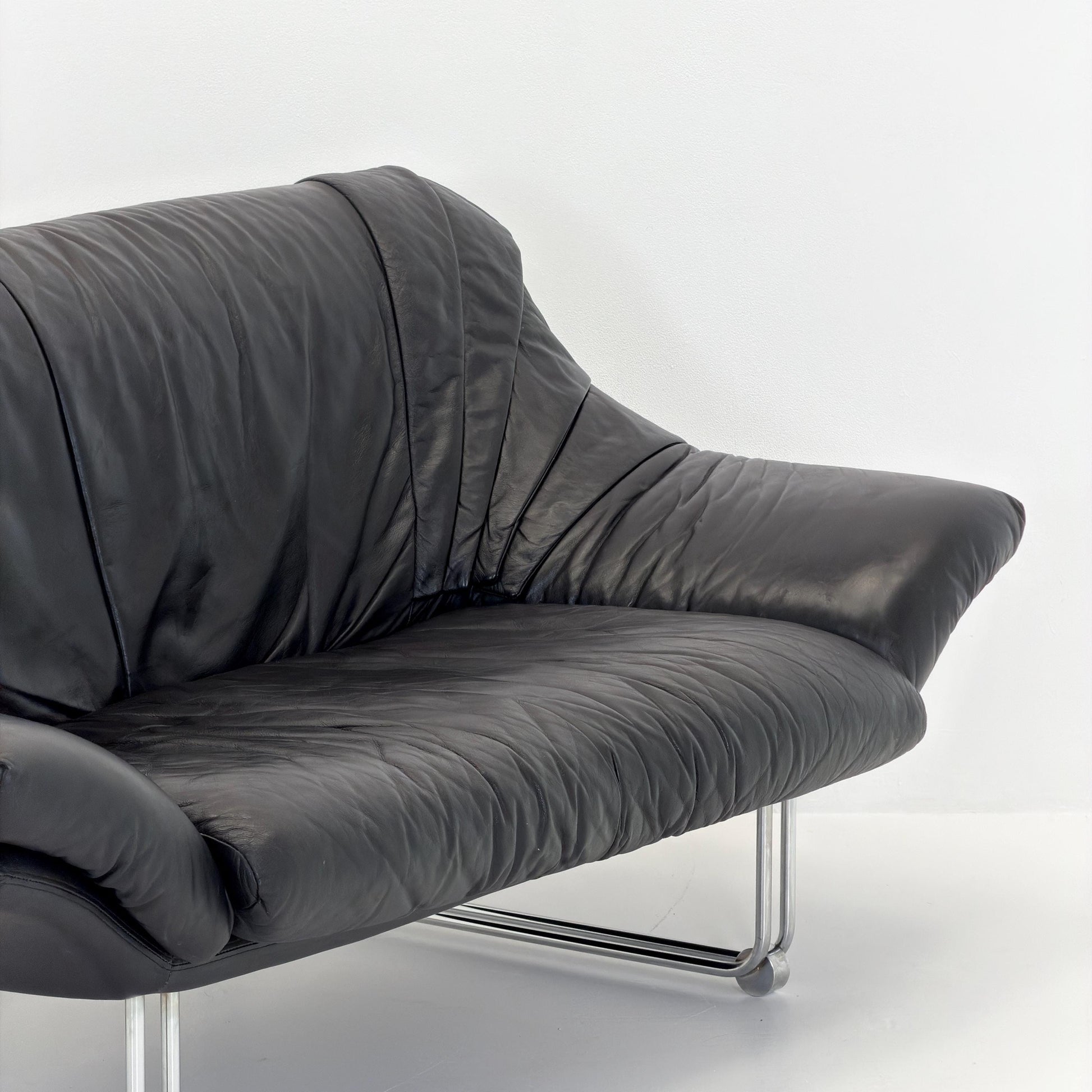 Mid Century Bauhaus Black Leather Two Seater Sofa, Italy 1980s