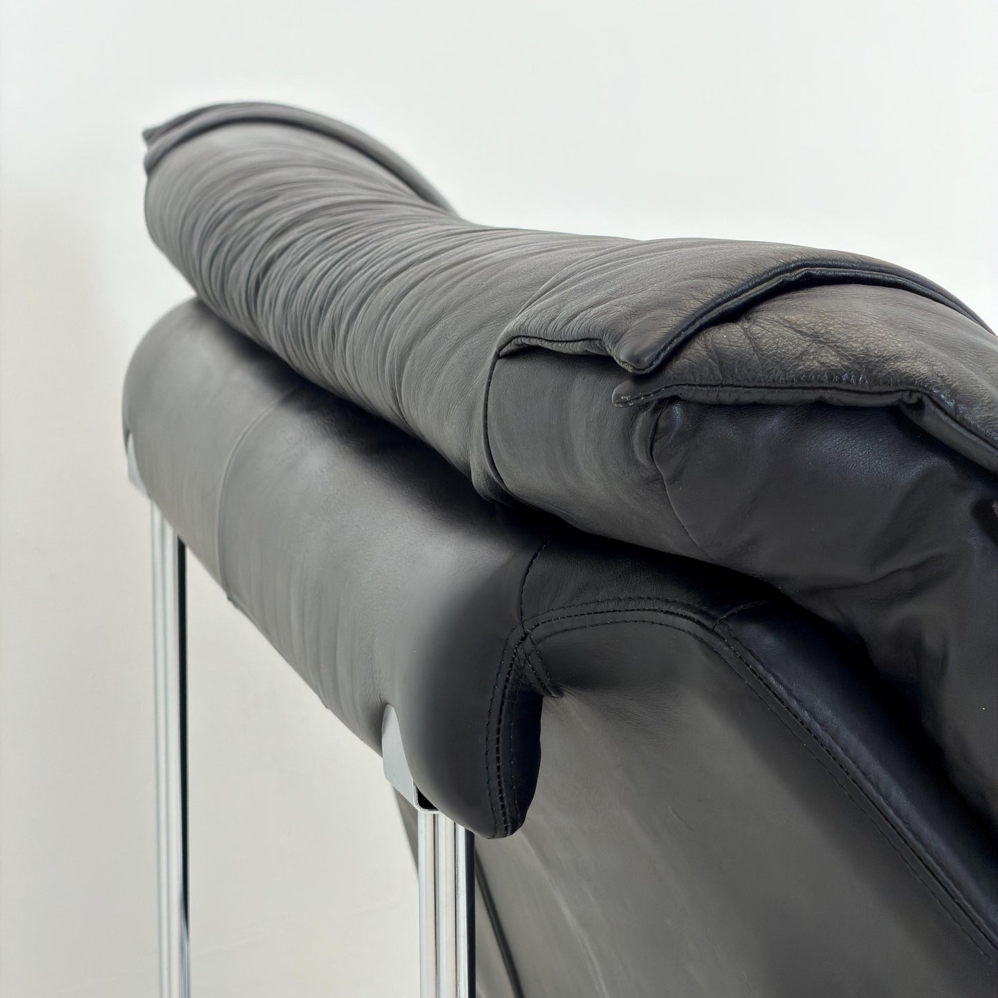 Mid Century Bauhaus Black Leather Two Seater Sofa, Italy 1980s