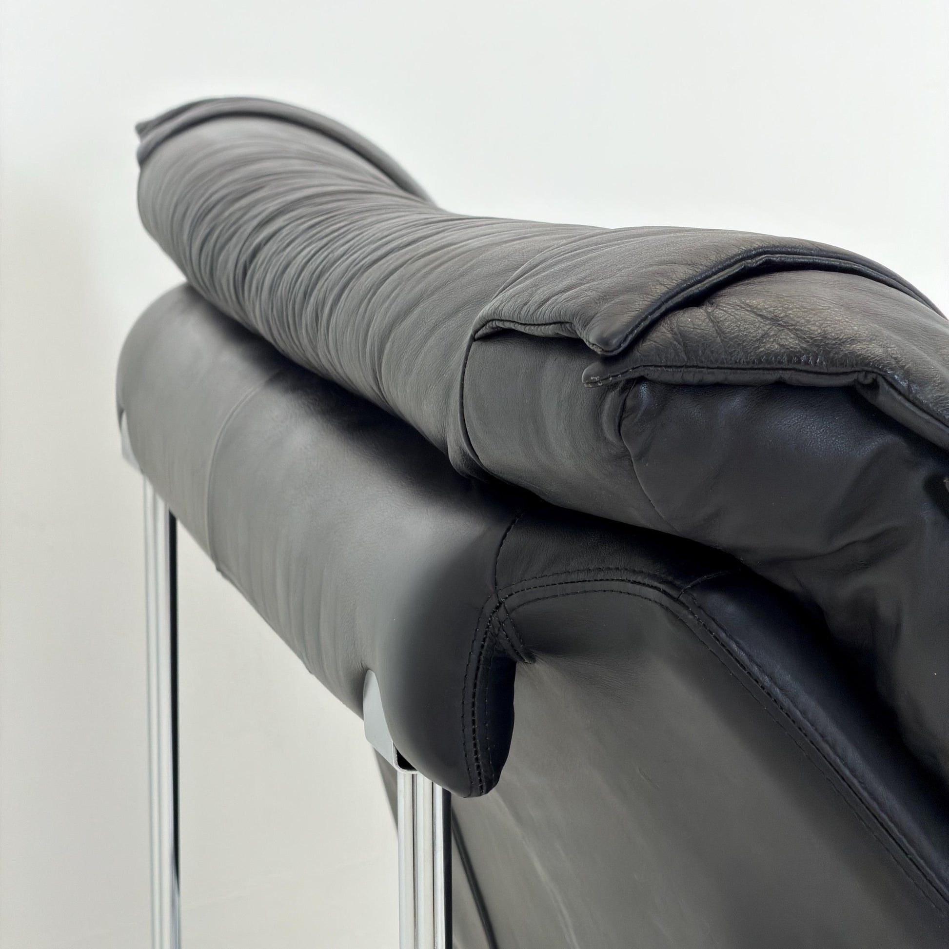Mid Century Bauhaus Black Leather Two Seater Sofa, Italy 1980s