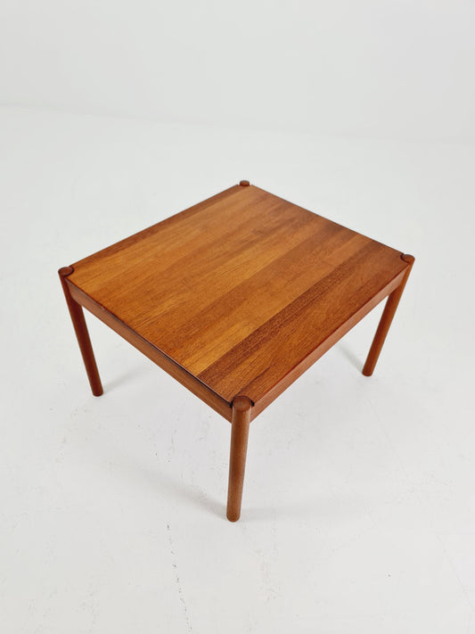 Danish Solid Teak / coffee table/ side table from the 60s By Magnus Olesen for Drup Mobelfabrik