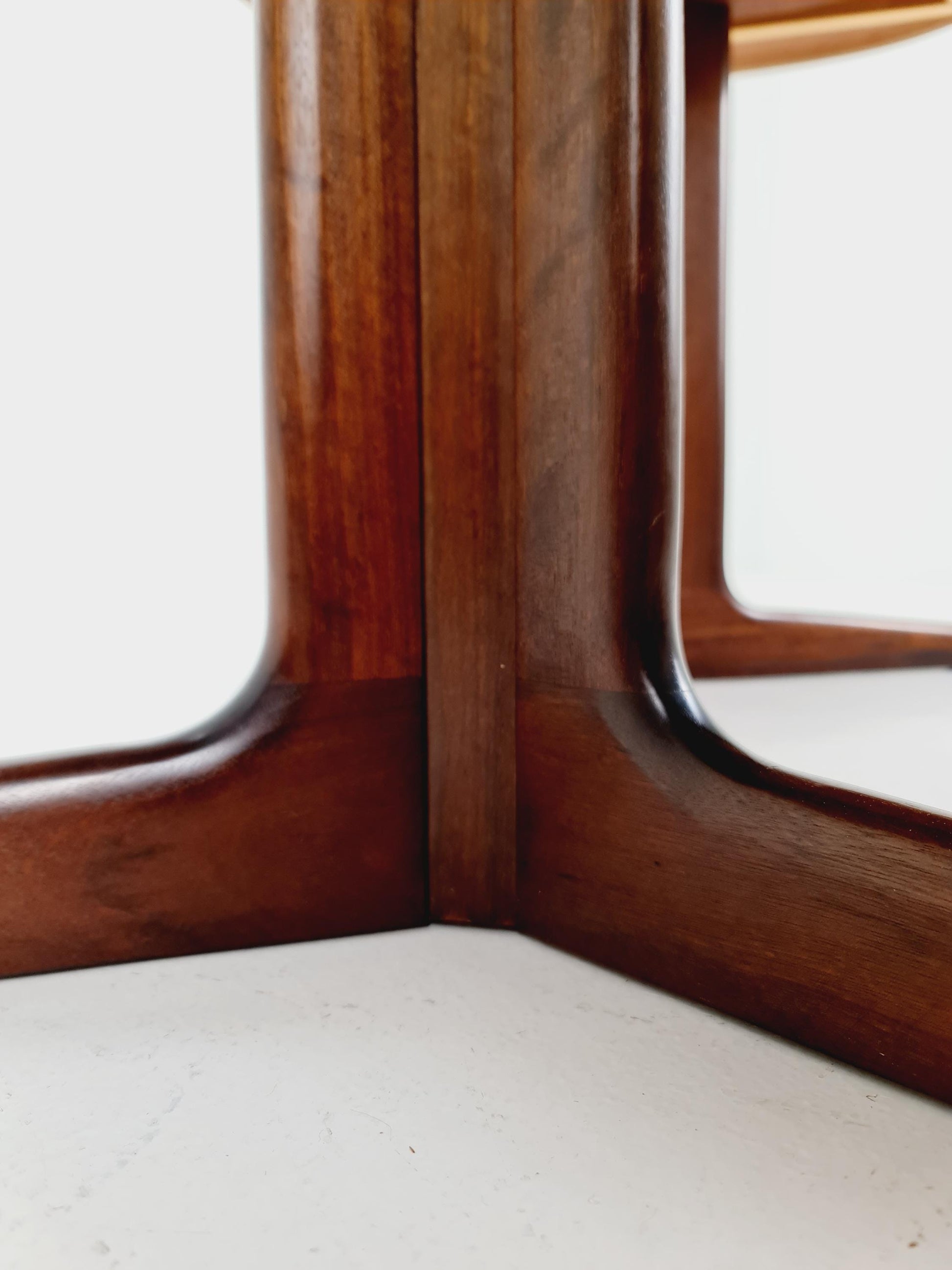 Vintage Danish Rosewood Oval Dining table by Gudme Möbelfabrik A/S , 1960s