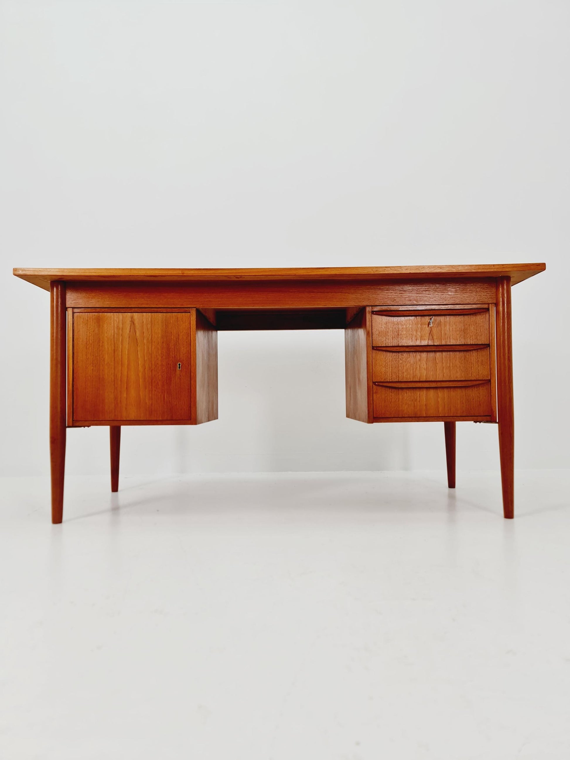 Mid century Danish teak desk By Gunnar Nielsen Tibergaard , 1960s