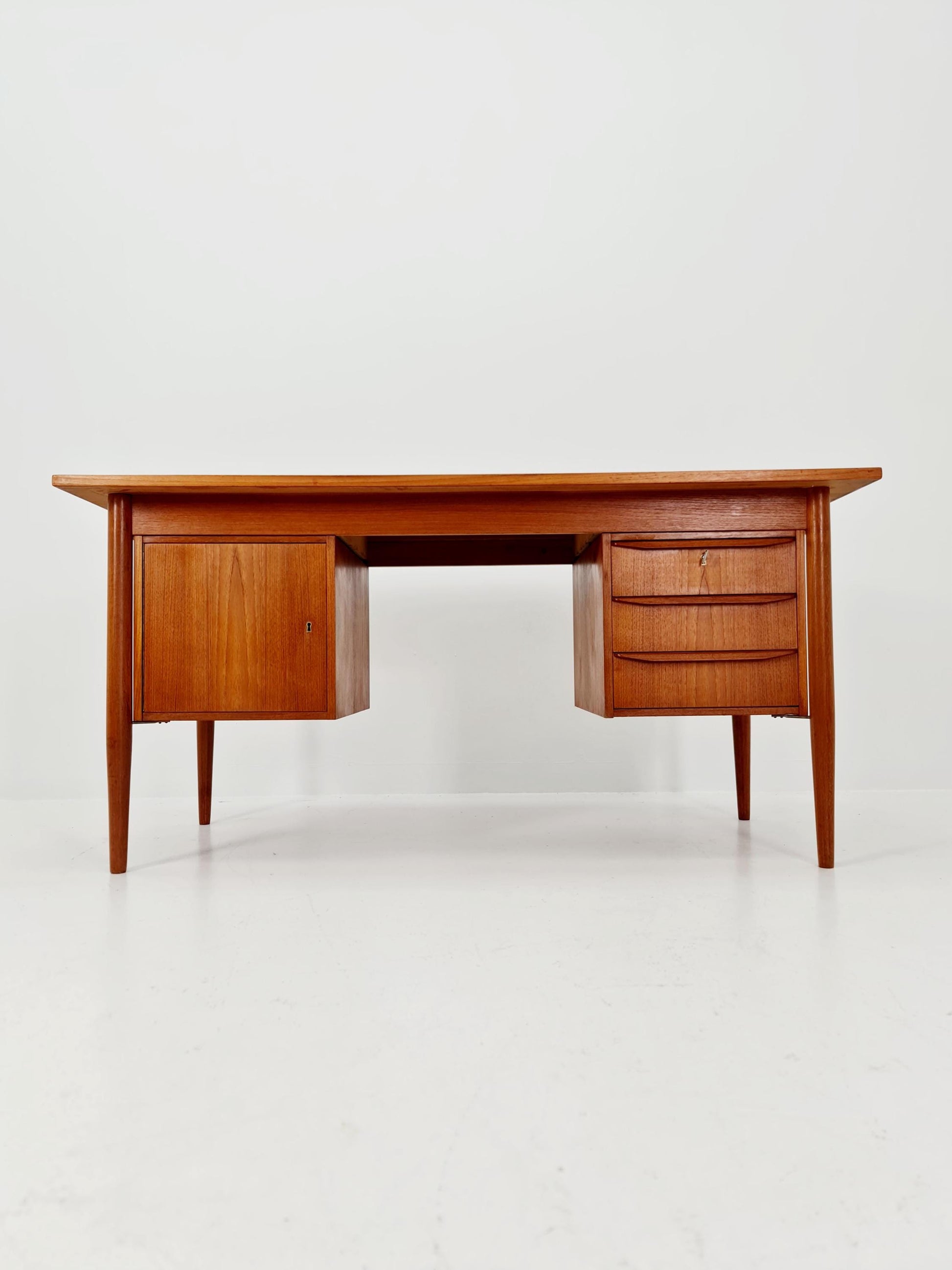 Mid century Danish teak desk By Gunnar Nielsen Tibergaard , 1960s