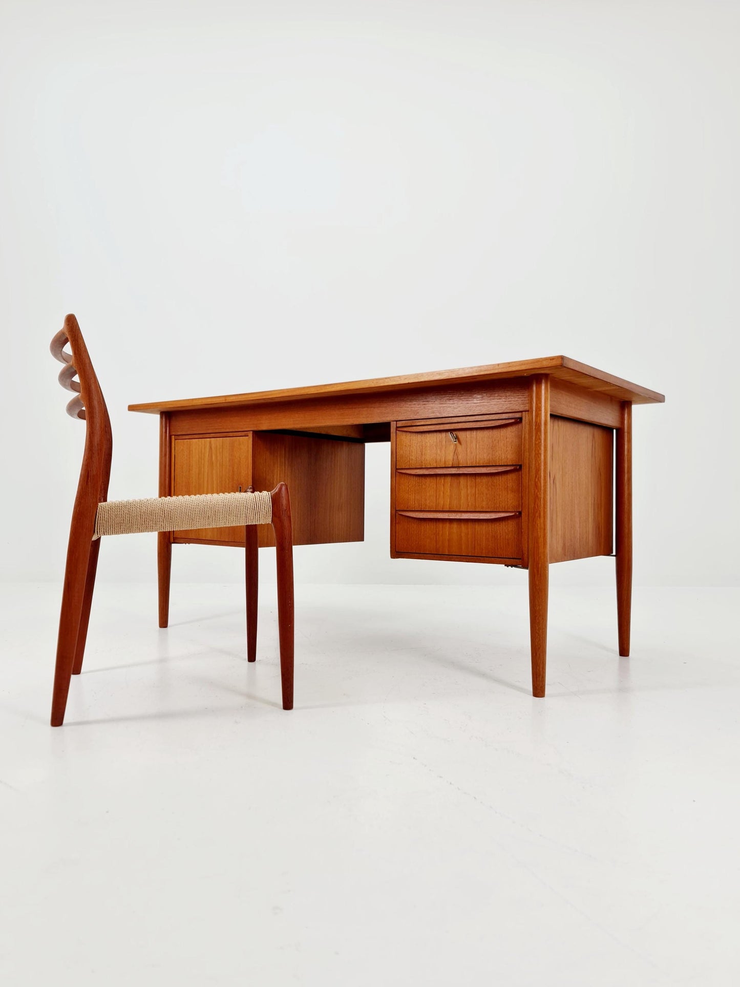 Mid century Danish teak desk By Gunnar Nielsen Tibergaard , 1960s