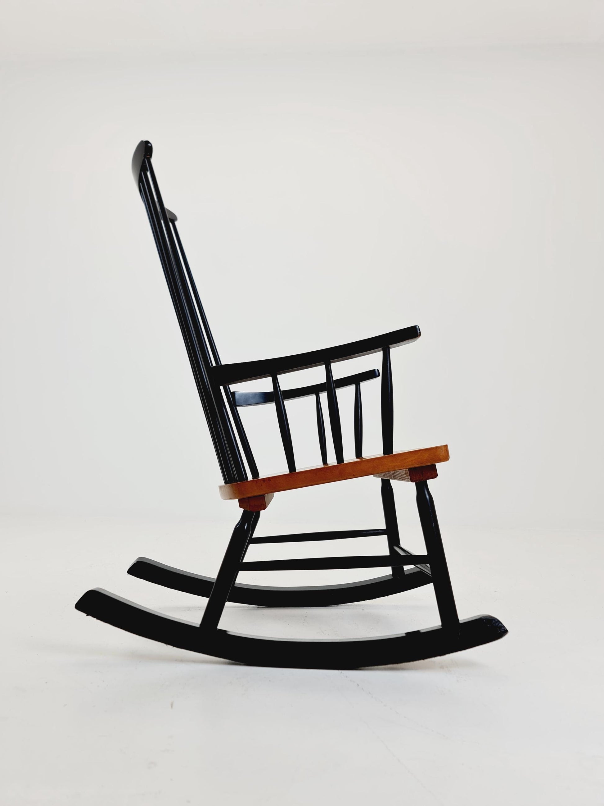Mid Century Rocking Chair teak by Ilmar Tapiovaara for Asko , 1960s