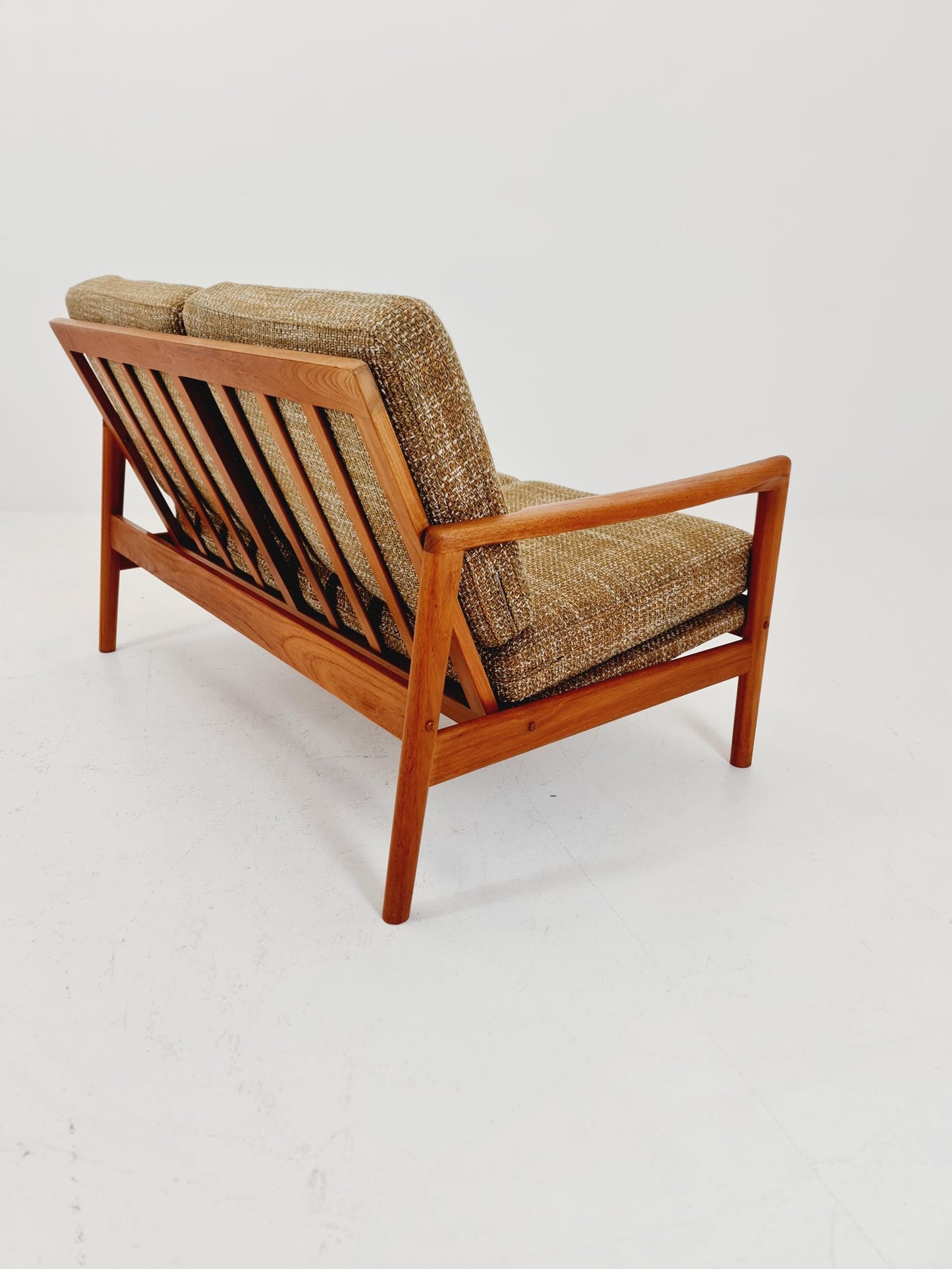 Mid century easy lounge couch by Arne Wahl Iversen for komfort teak , 1960s