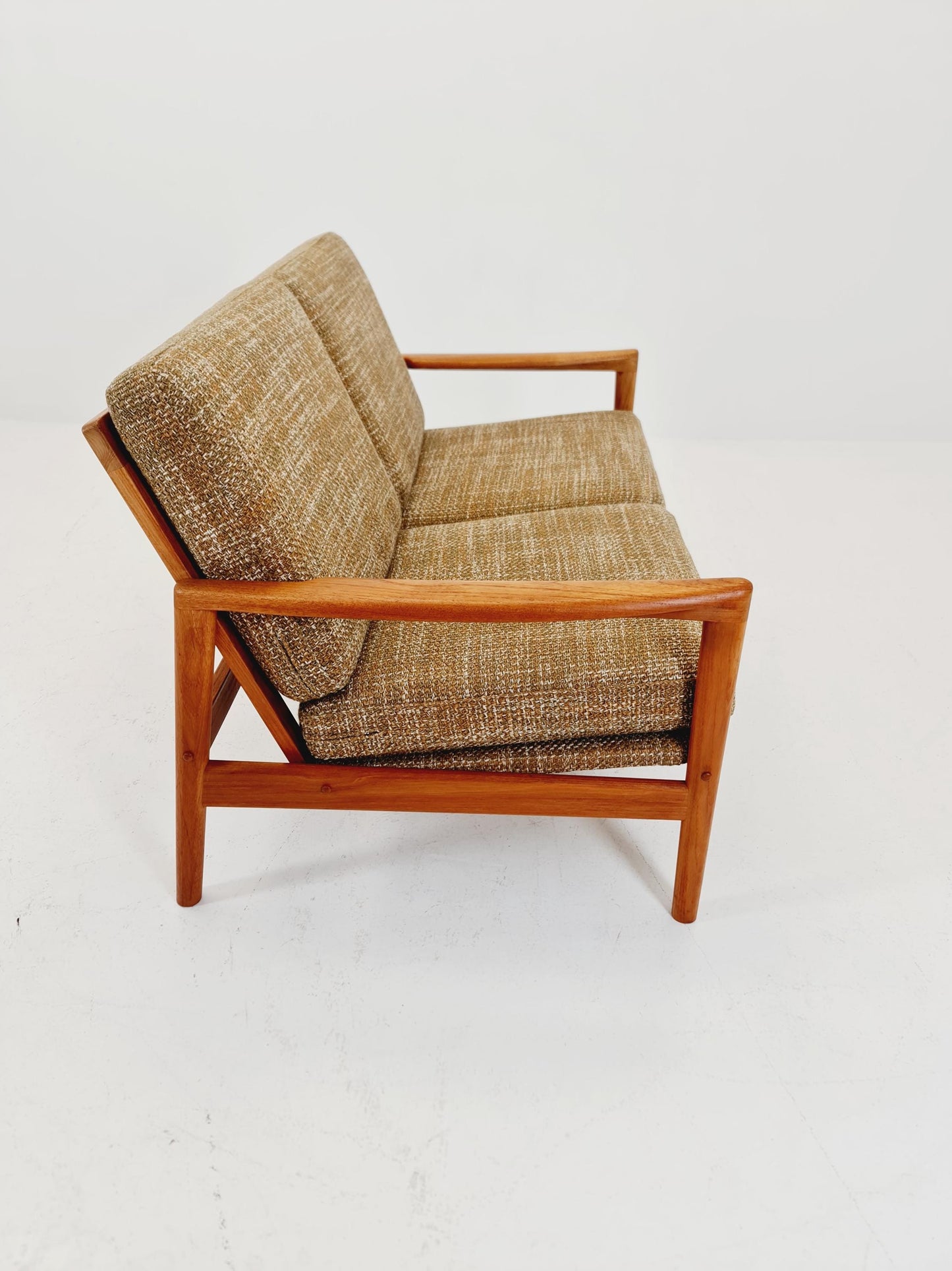 Mid century easy lounge couch by Arne Wahl Iversen for komfort teak , 1960s