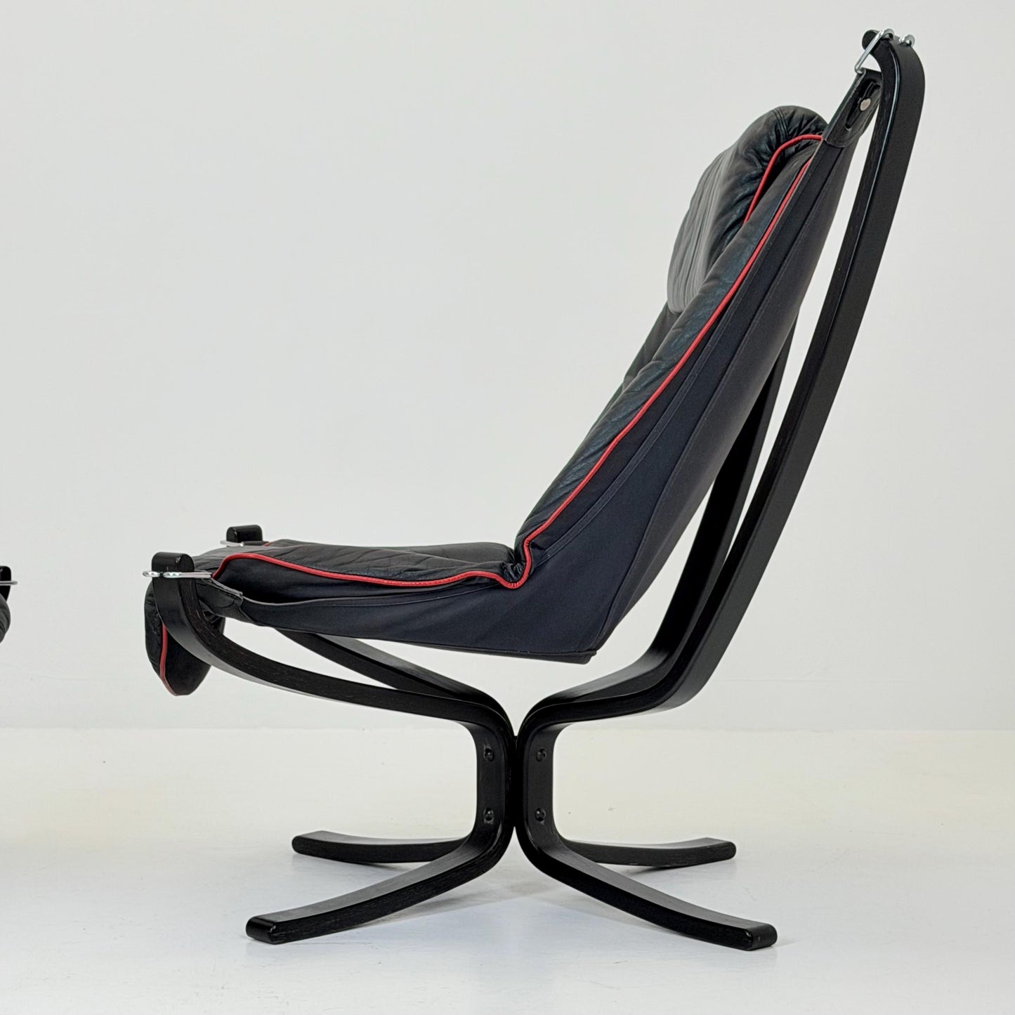 Mid century Falcon Lounge chair and footstool by Sigurd Ressell for Vatne Møbler, 1970s, set of 2