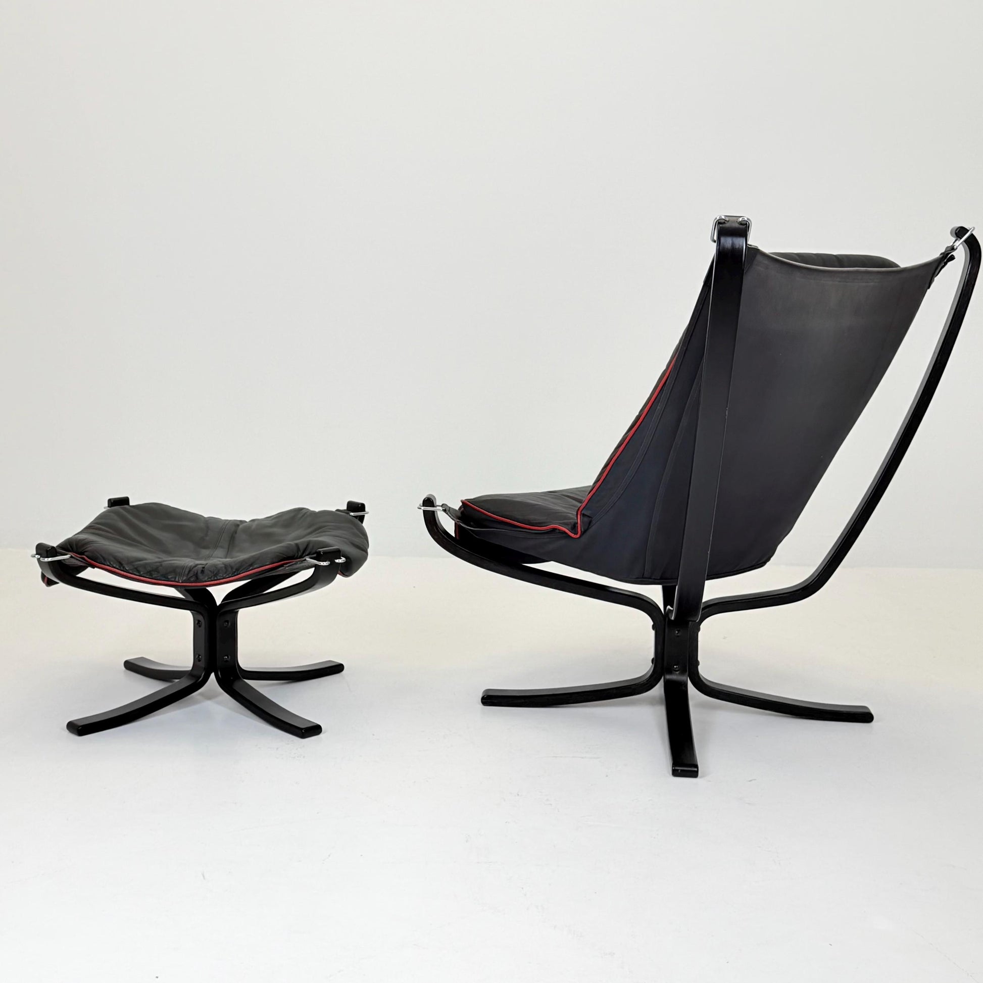 Mid century Falcon Lounge chair and footstool by Sigurd Ressell for Vatne Møbler, 1970s, set of 2