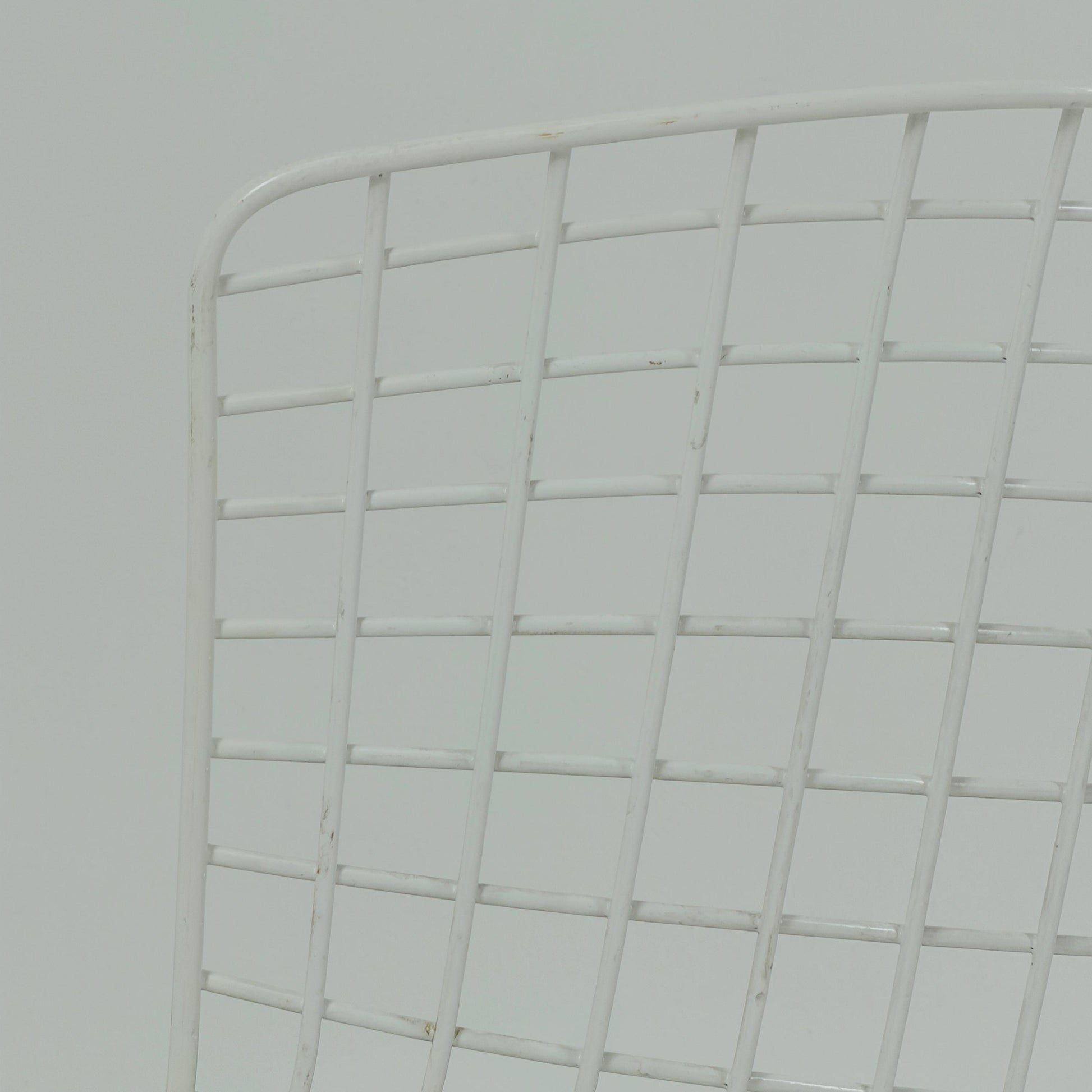 Set of 2 Mid Century Harry Bertoia Model 420 Wire Chairs for Knoll International, 1970s