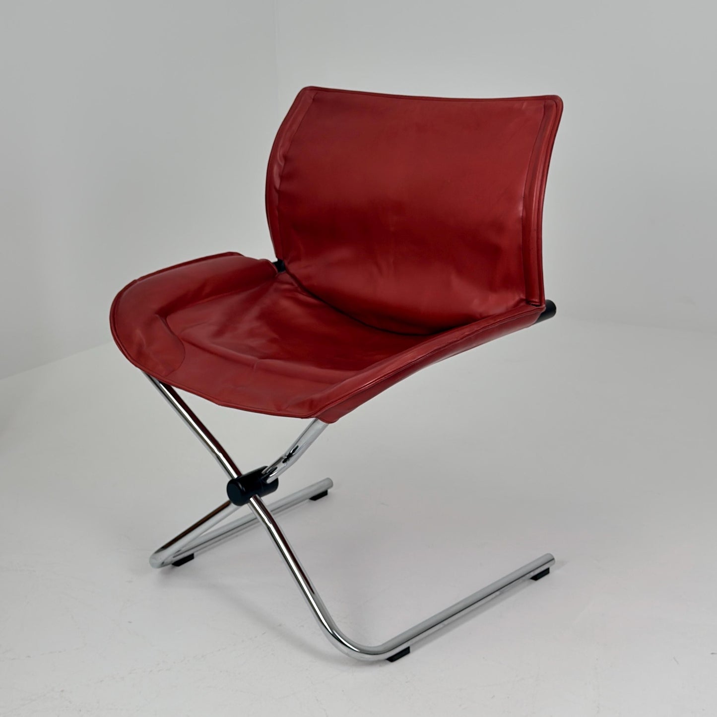 Rare Mid Century Simon Desanta Leather Lounge Chair for COR Germany, 1980s