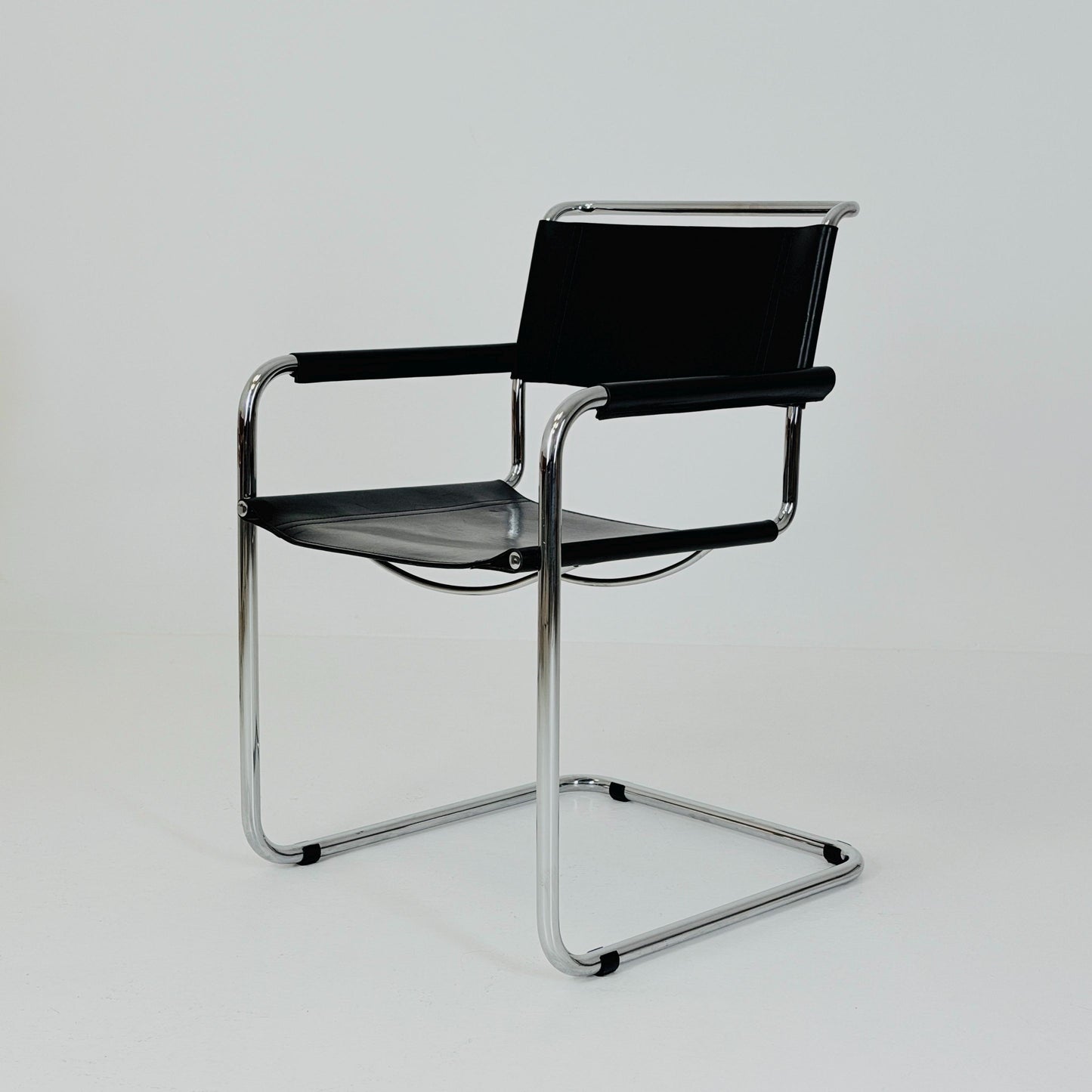 1 of 25 Mid Century Bauhaus S34 Cantilever Armchair by Mart Stam for Italia Mobilia, Black Leather & Chrome, Italy 1980s