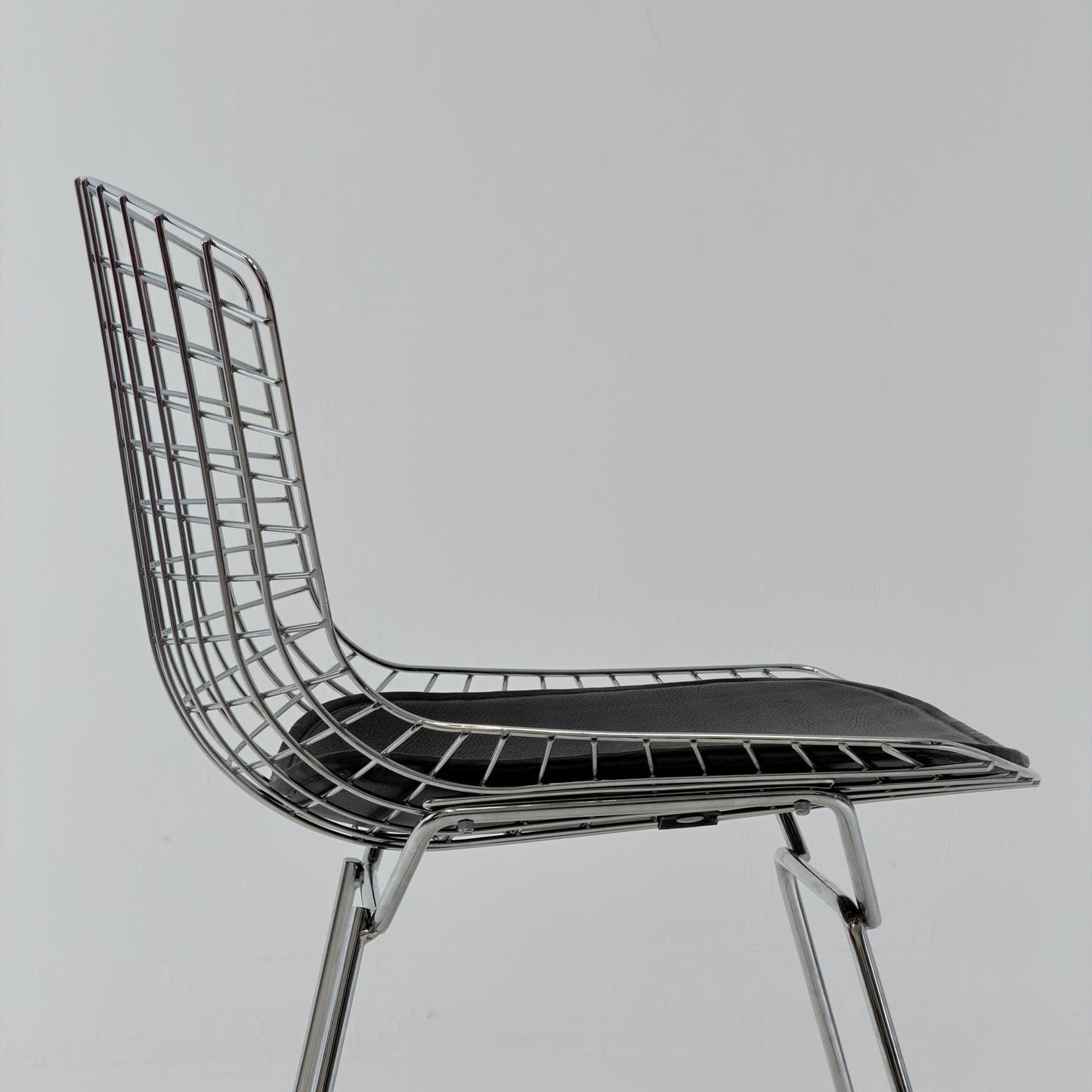1 of 3 Mid Century Wire Chrom side Chair by Harry Bertoia , 1980s Germany
