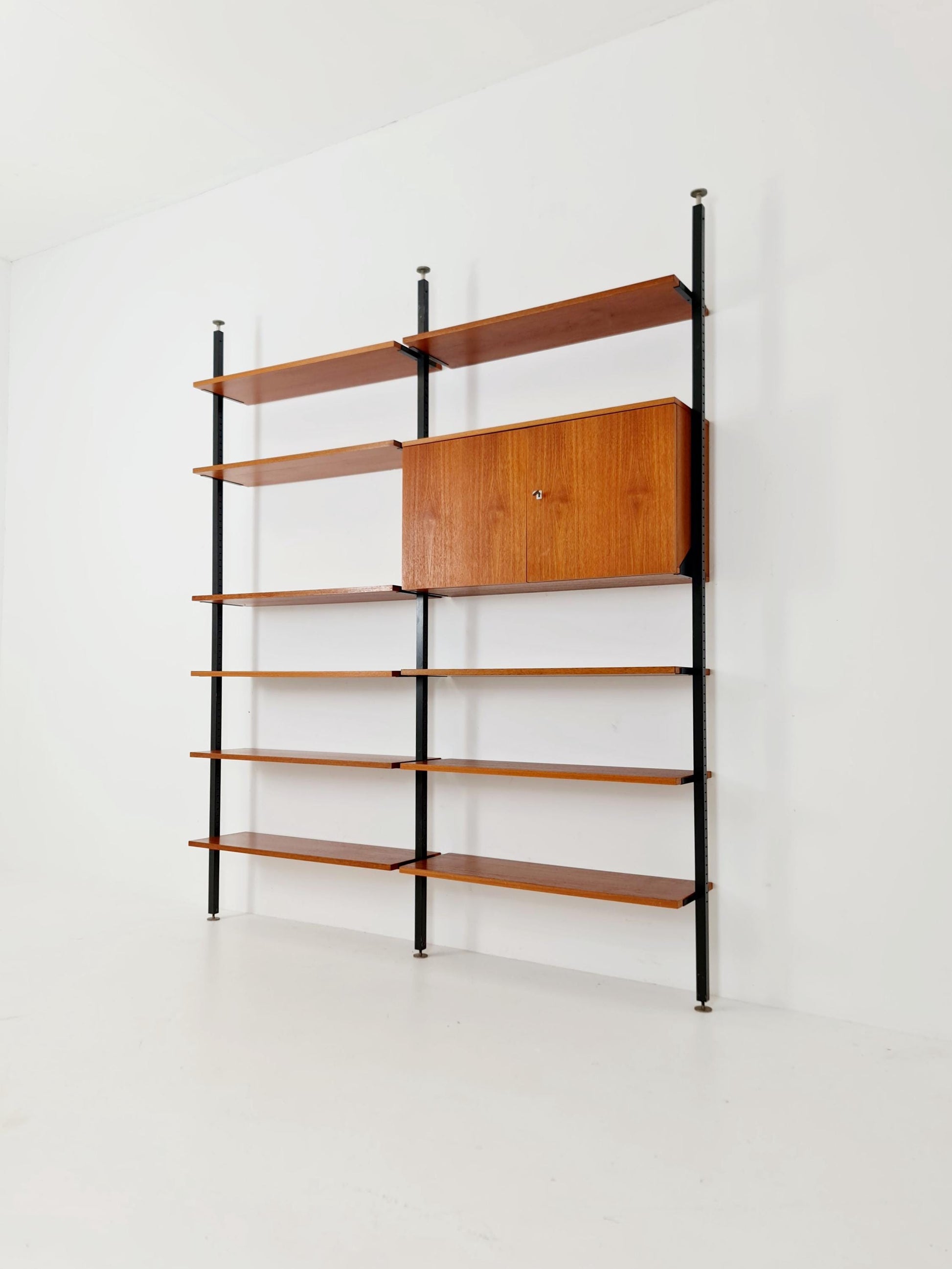Rare German freestanding shelf-system by Günter Renkel for Rego Twen in Teak 1950s