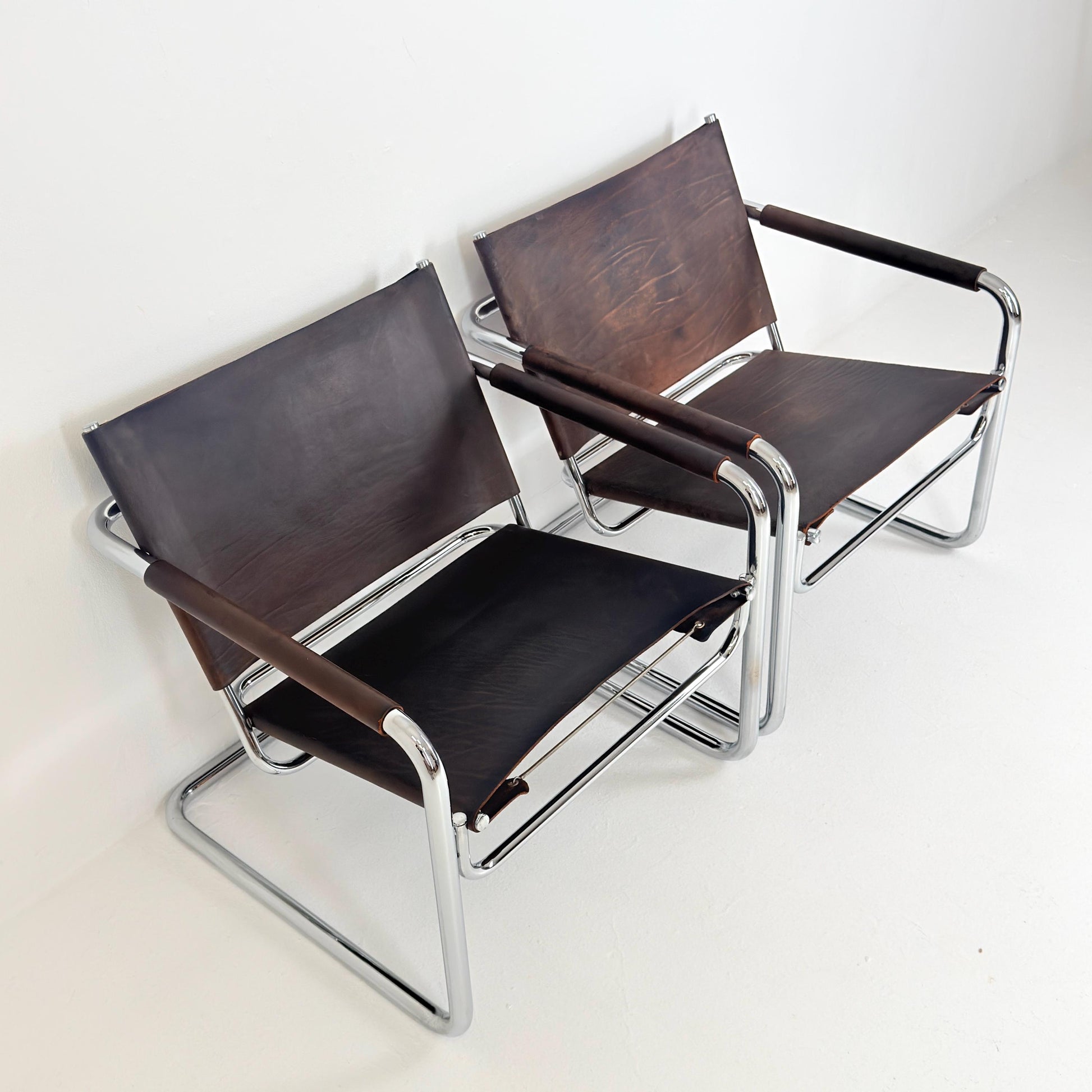 Rare Mid Century Rondo Cantilever Lounge Armchair by Heinrich Pfalzberger – Chocolate Brown Leather, Swiss Design 1960s,