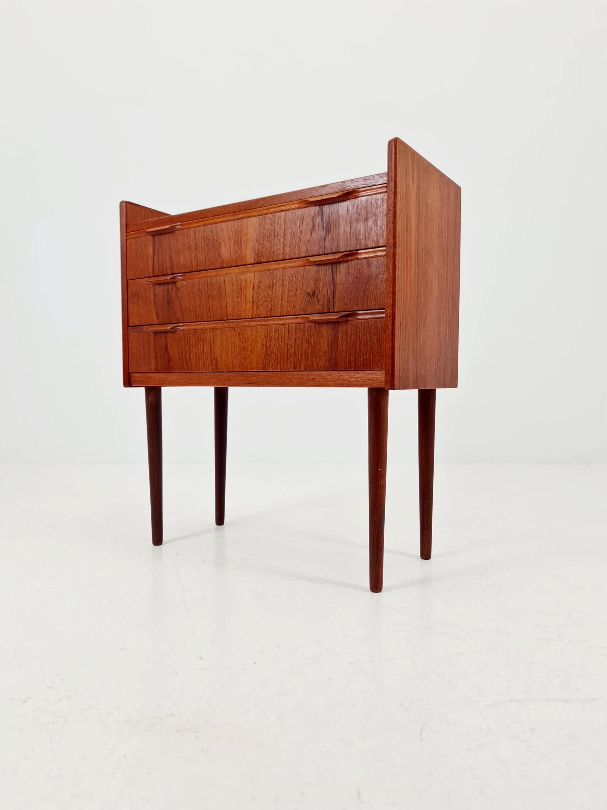 Midcentury danish drawer dresser /3 drawers by Henning Jørgensen for Fredericia Møbelfabrik , 1960s