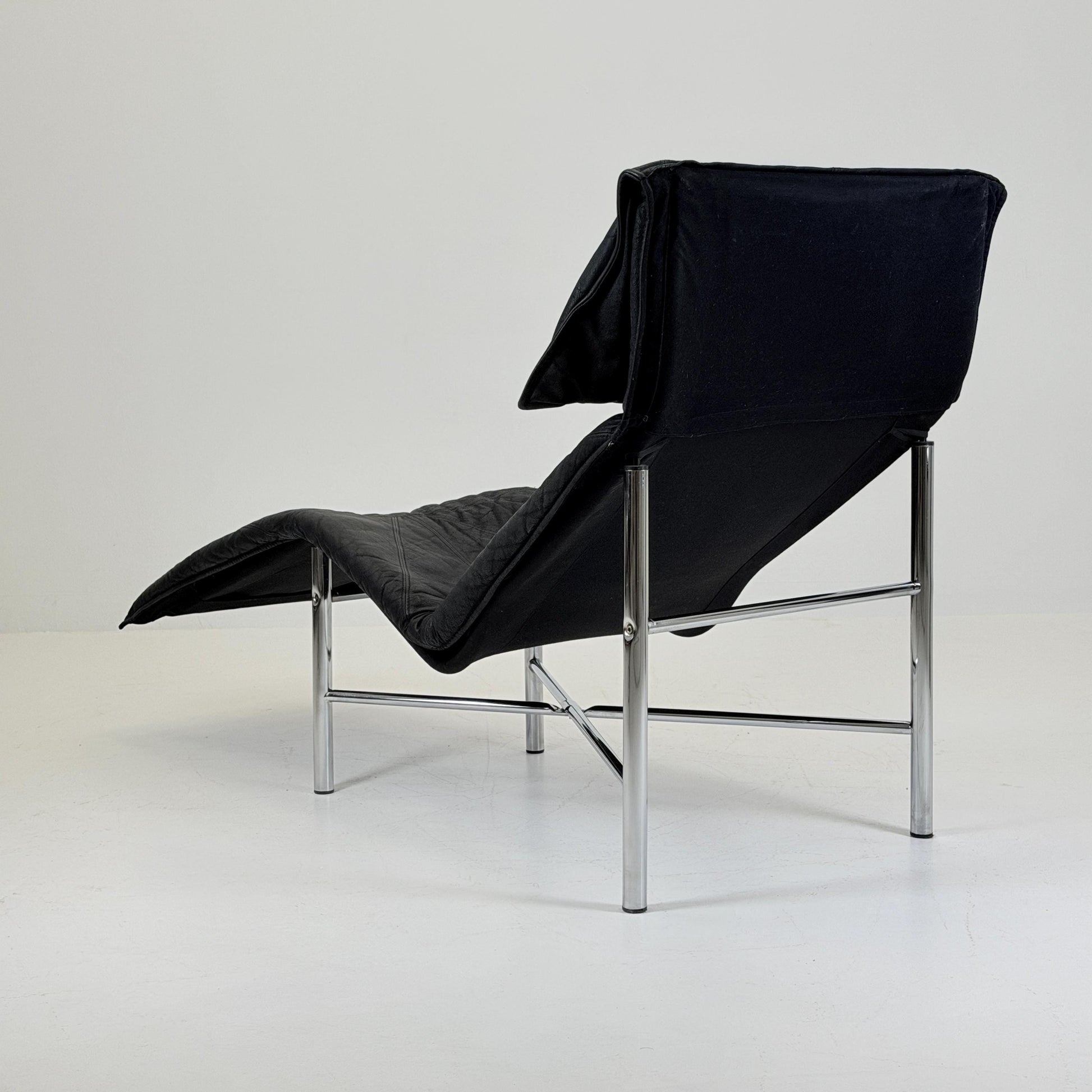 Post Modern Tord Björklund “Skye” Chaise Lounge for Ikea, Sweden, circa 1970s