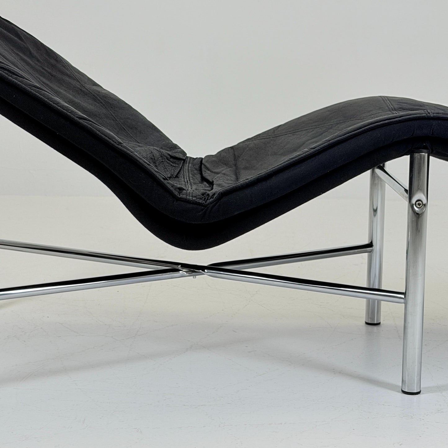 Post Modern Tord Björklund “Skye” Chaise Lounge for Ikea, Sweden, circa 1970s