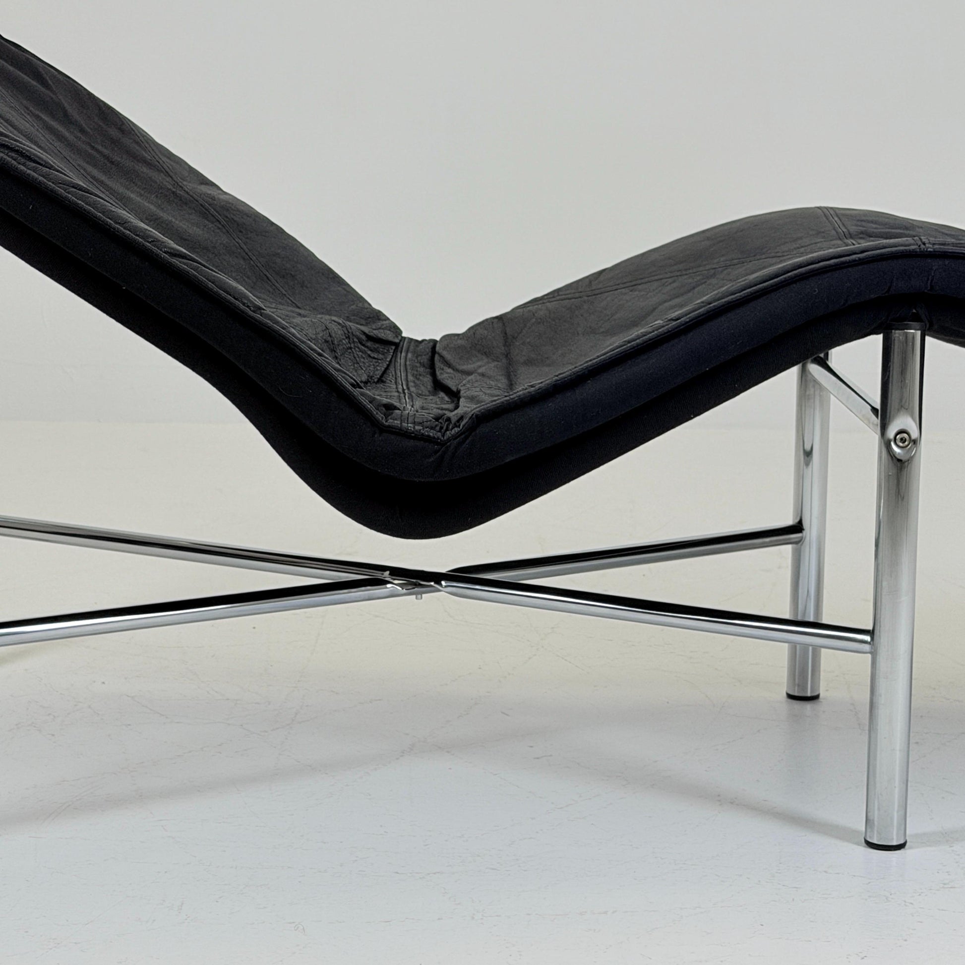 Post Modern Tord Björklund “Skye” Chaise Lounge for Ikea, Sweden, circa 1970s