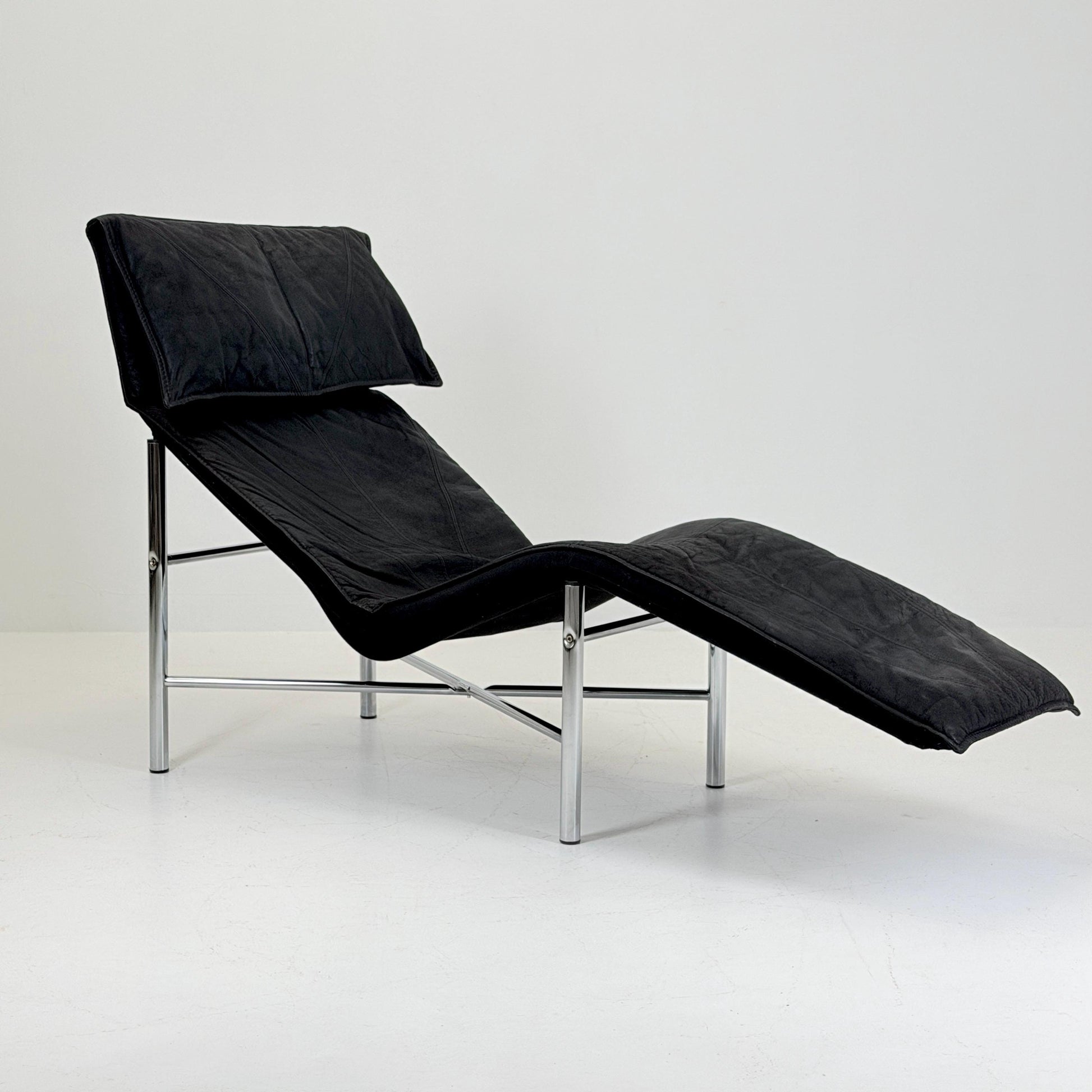Post Modern Tord Björklund “Skye” Chaise Lounge for Ikea, Sweden, circa 1970s