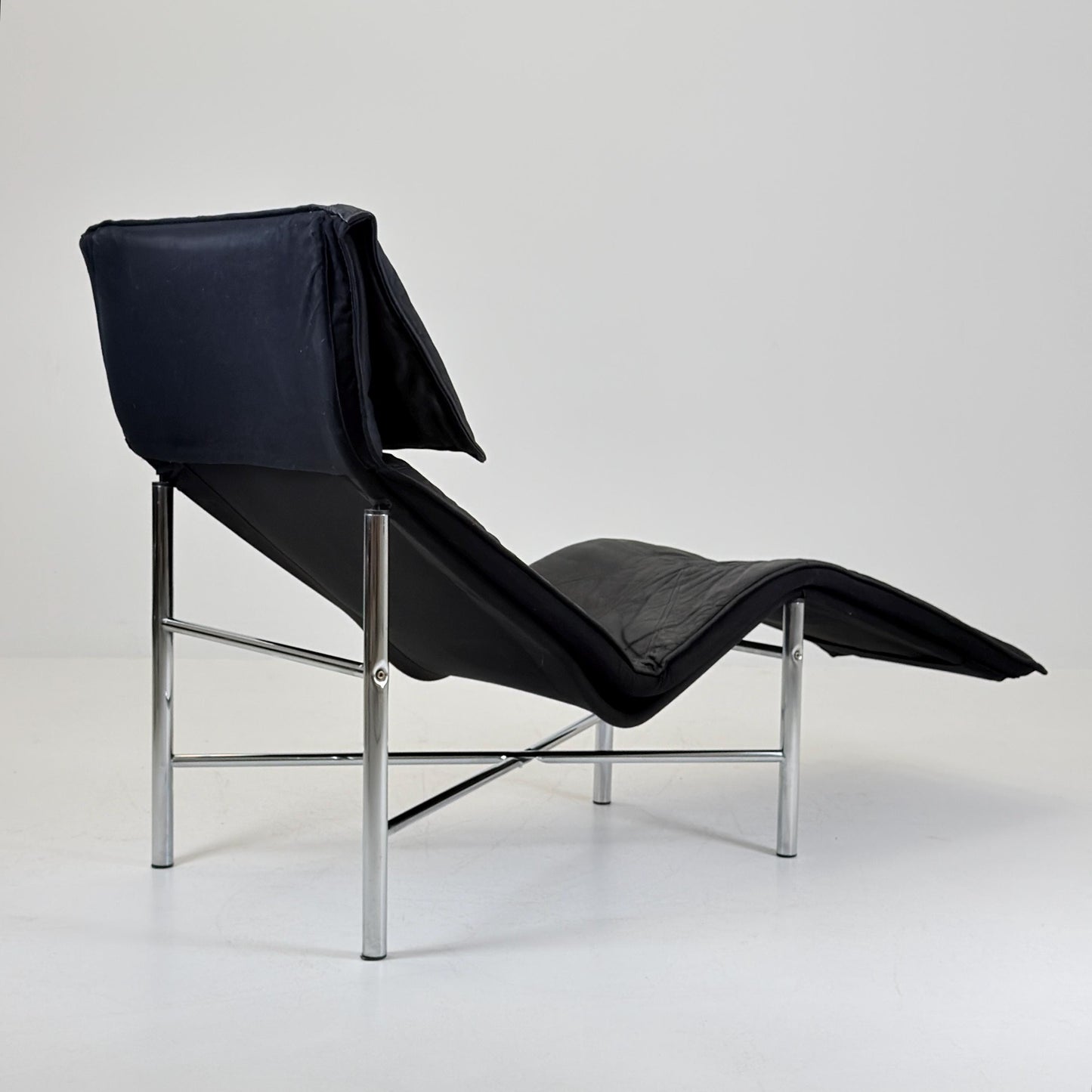 Post Modern Tord Björklund “Skye” Chaise Lounge for Ikea, Sweden, circa 1970s