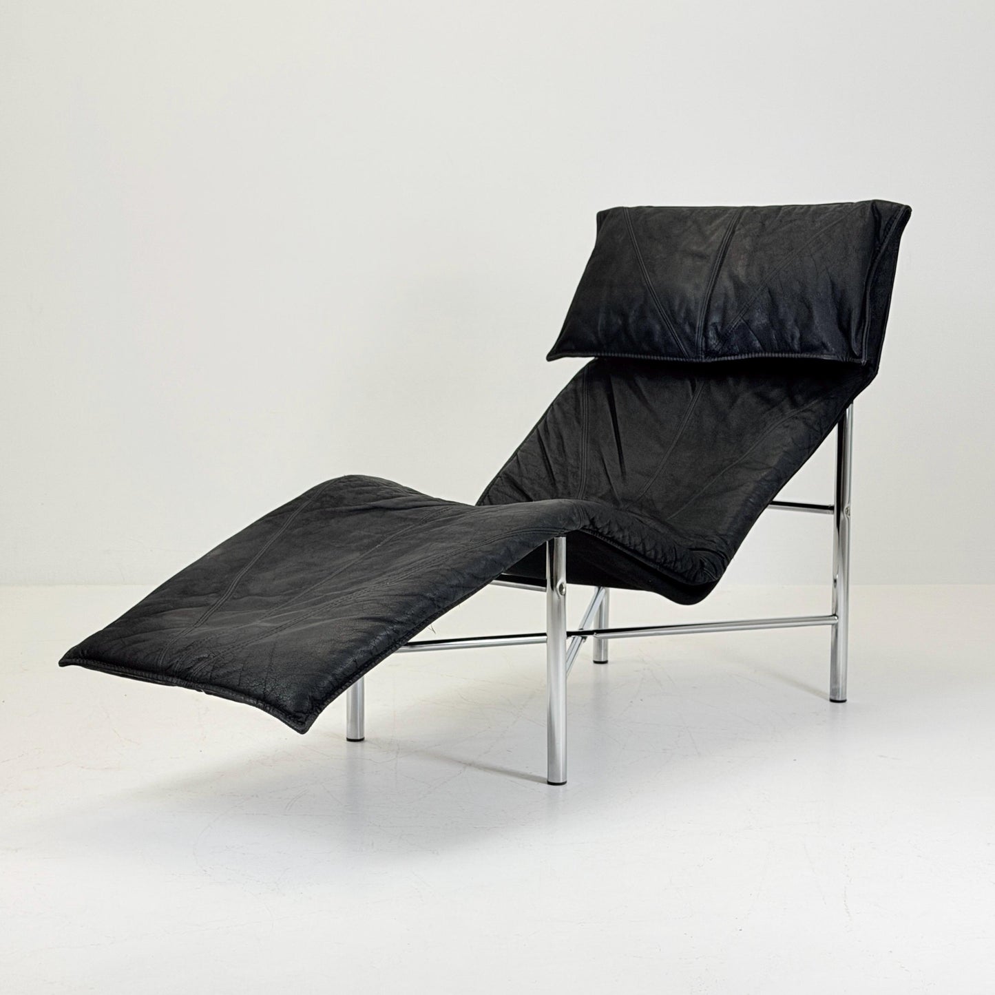 Post Modern Tord Björklund “Skye” Chaise Lounge for Ikea, Sweden, circa 1970s