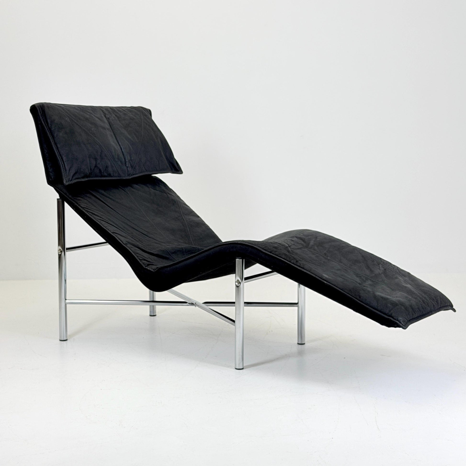 Post Modern Tord Björklund “Skye” Chaise Lounge for Ikea, Sweden, circa 1970s
