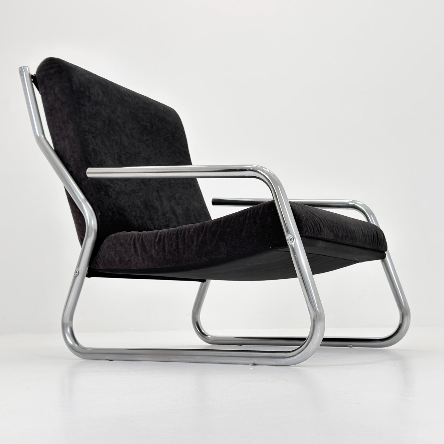 Mid century lounge chair By Gillis Lundgren Ikea Hoss Sweden 1970s