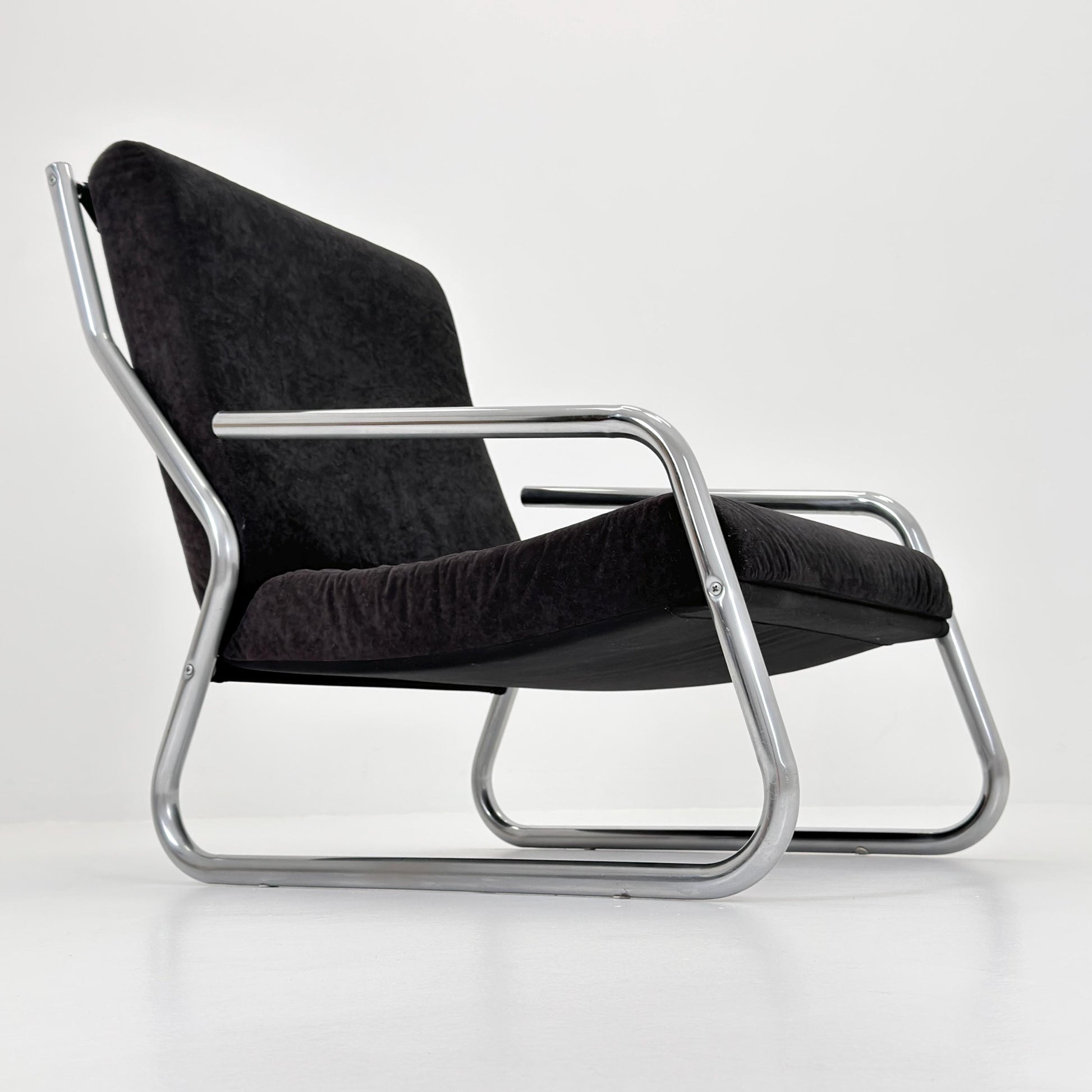 Mid century lounge chair By Gillis Lundgren Ikea Hoss Sweden 1970s
