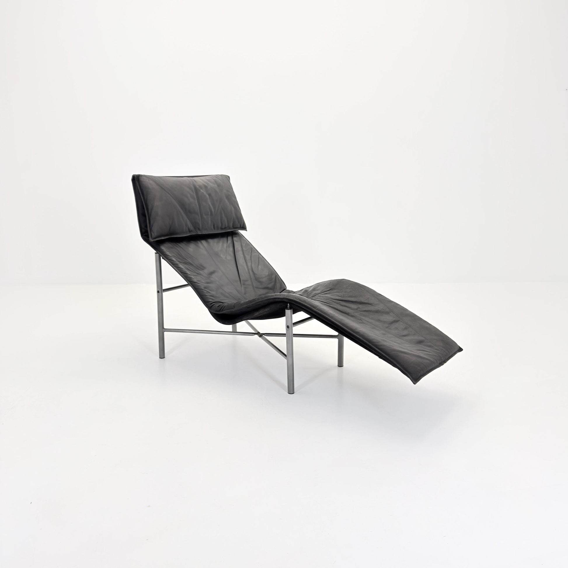 Mid century Modern “Skye” Chaise Lounge by Tord Björklund for Ikea, Sweden, 1970s