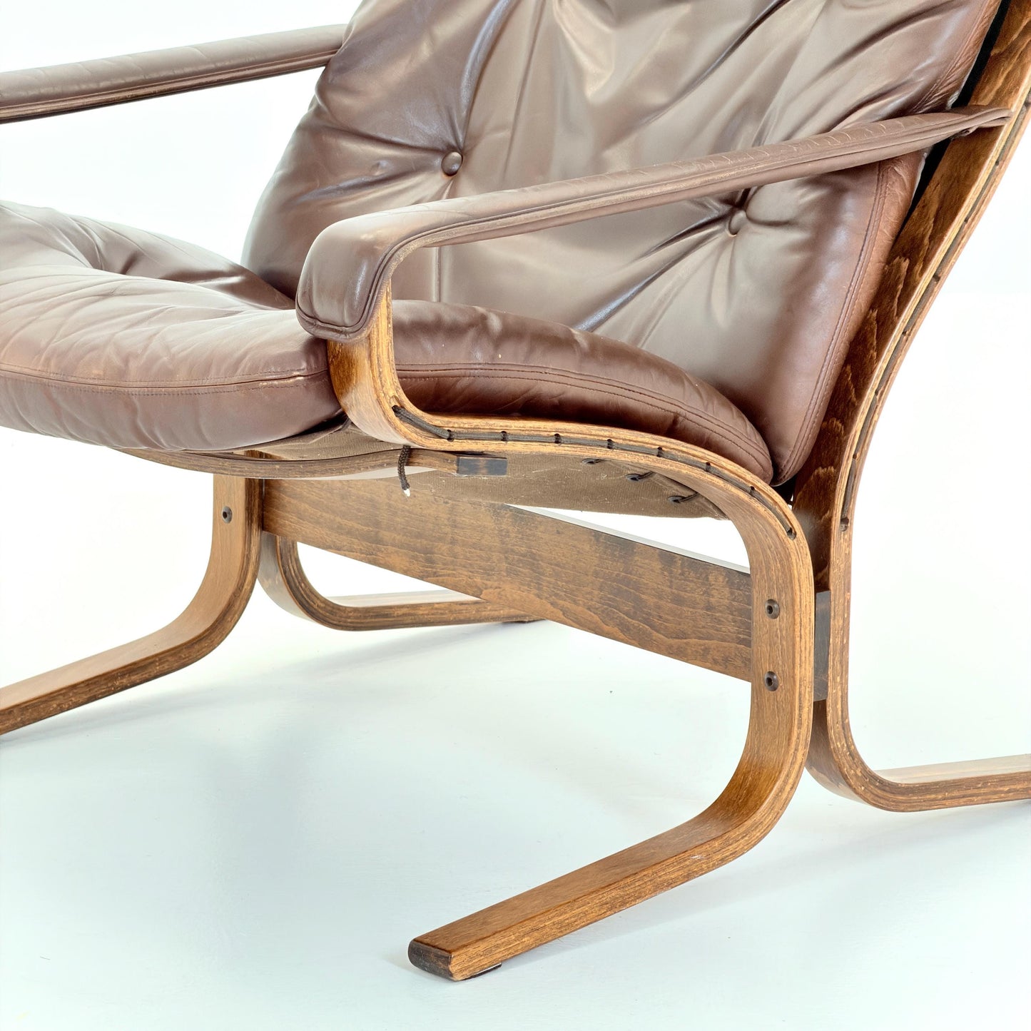 Mid century Ingmar Relling Danish Modern Siesta brown leather Chair with High Back and Armrests from Westnofa Norway 1960s