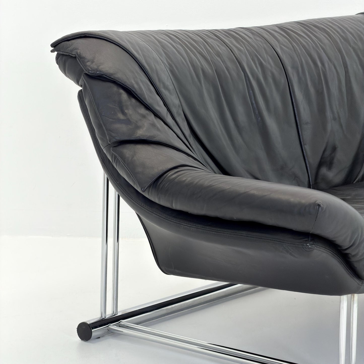 Mid Century Bauhaus Black Leather Two Seater Sofa, Italy 1980s