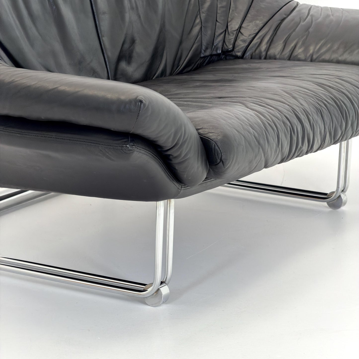 Mid Century Bauhaus Black Leather Two Seater Sofa, Italy 1980s