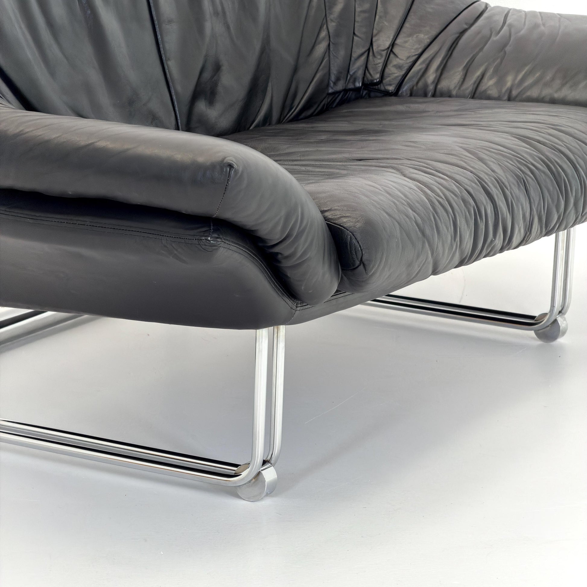Mid Century Bauhaus Black Leather Two Seater Sofa, Italy 1980s