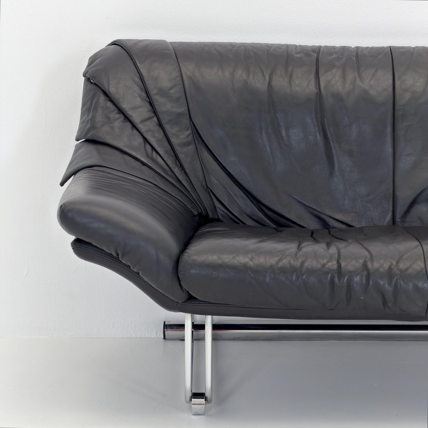 Mid Century Bauhaus Black Leather Two Seater Sofa, Italy 1980s