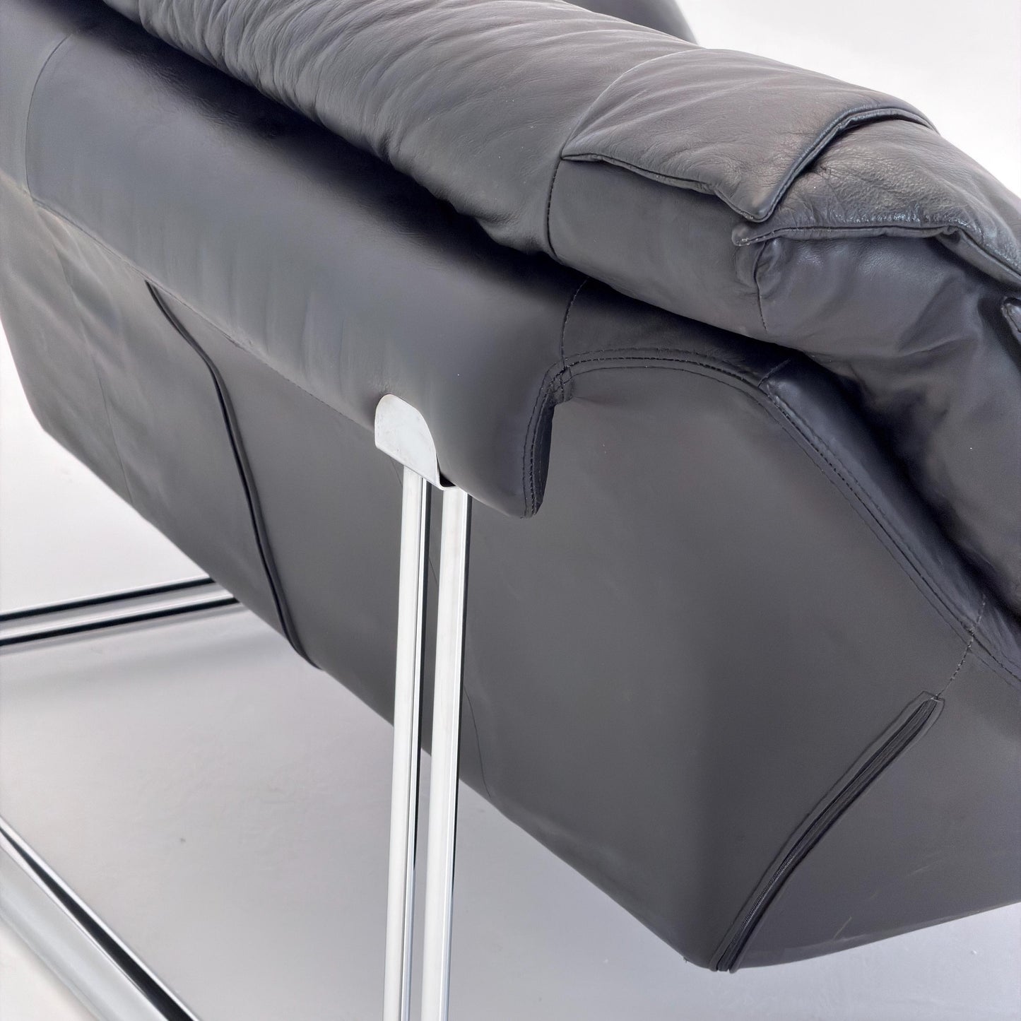 Mid Century Bauhaus Black Leather Two Seater Sofa, Italy 1980s