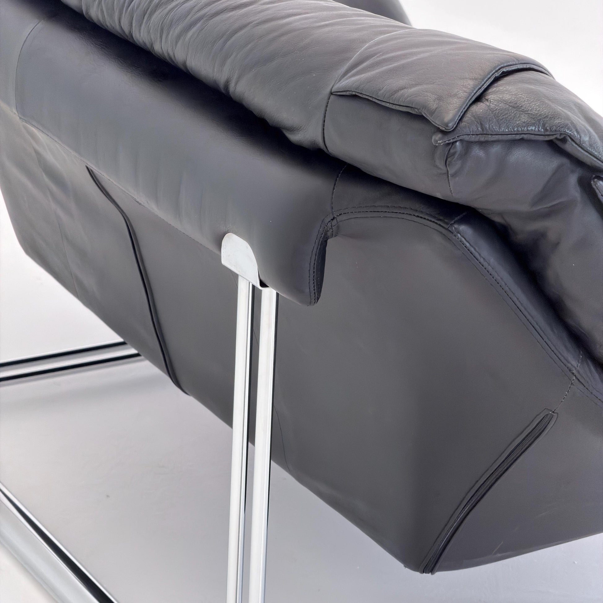 Mid Century Bauhaus Black Leather Two Seater Sofa, Italy 1980s