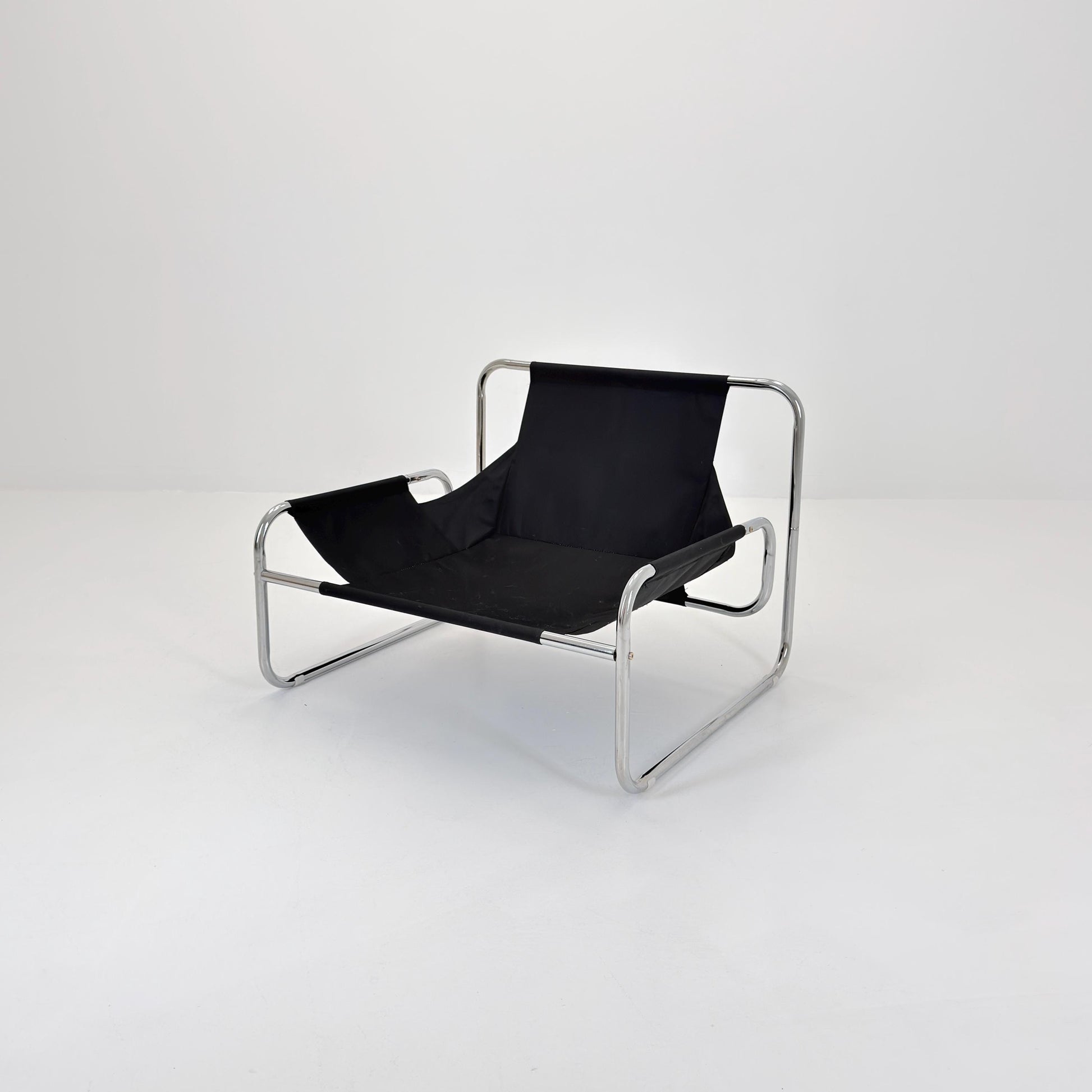 Mid Century Style Black Faux Leather Lounge Chair – Scandinavian Modern Chrome Tubular Armchair