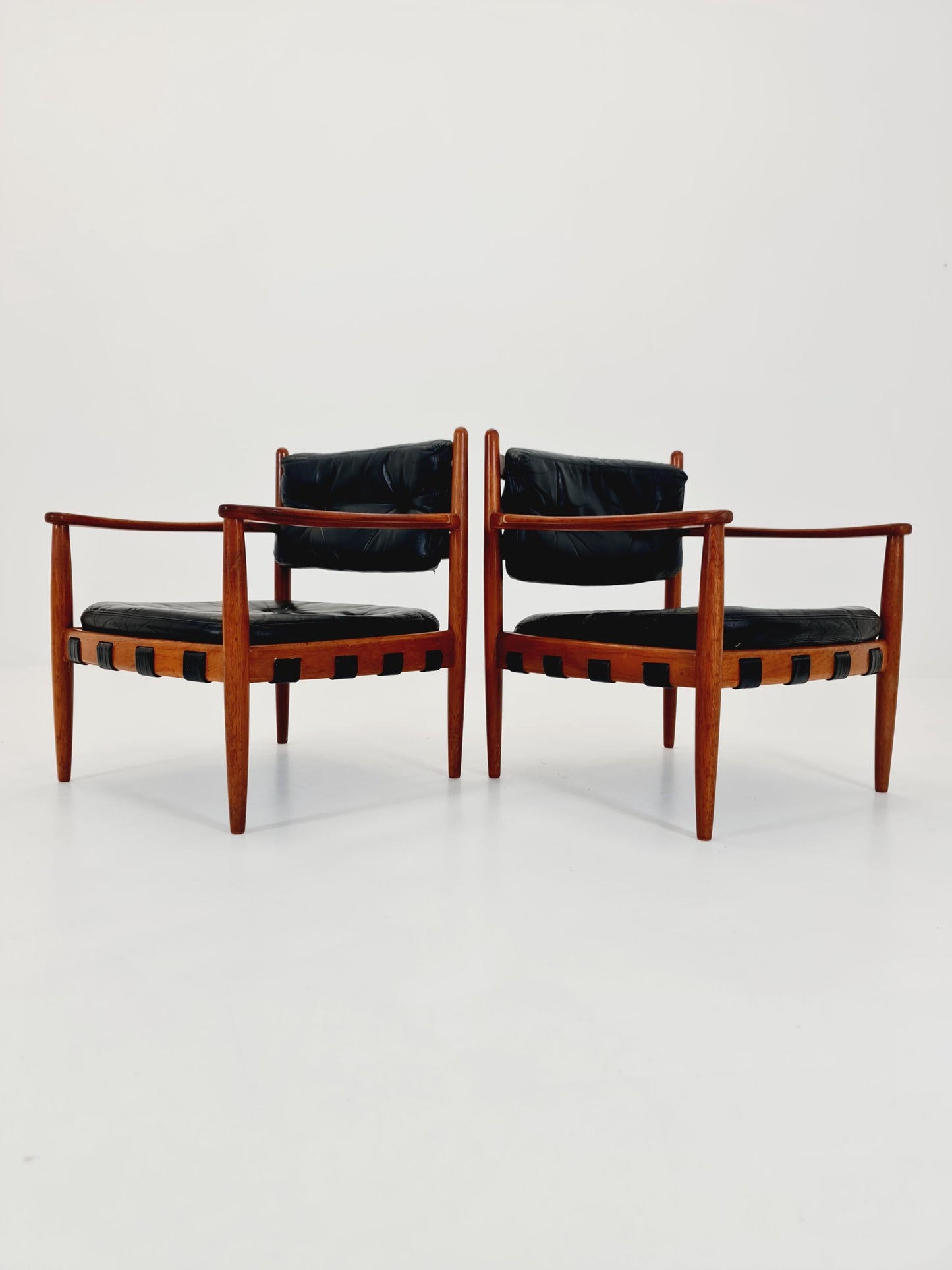 Mid-Century Modern Arm Chairs by Sven Ellekaer for Coja 1960s Set of 2