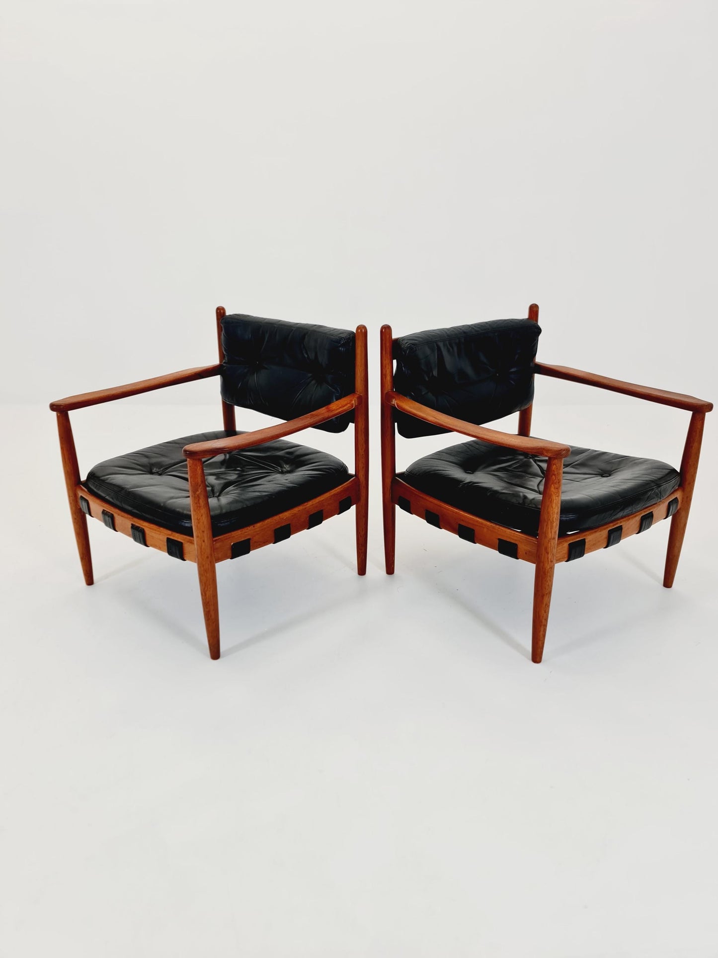 Mid-Century Modern Arm Chairs by Sven Ellekaer for Coja 1960s Set of 2
