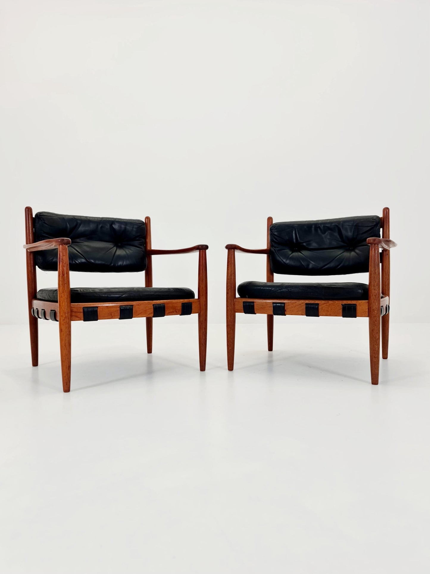 Mid-Century Modern Arm Chairs by Sven Ellekaer for Coja 1960s Set of 2