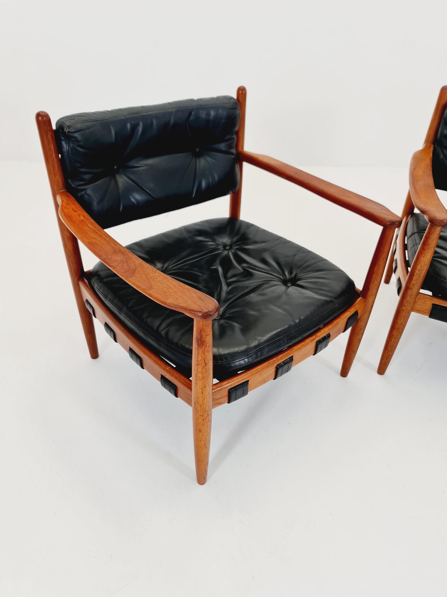 Mid-Century Modern Arm Chairs by Sven Ellekaer for Coja 1960s Set of 2