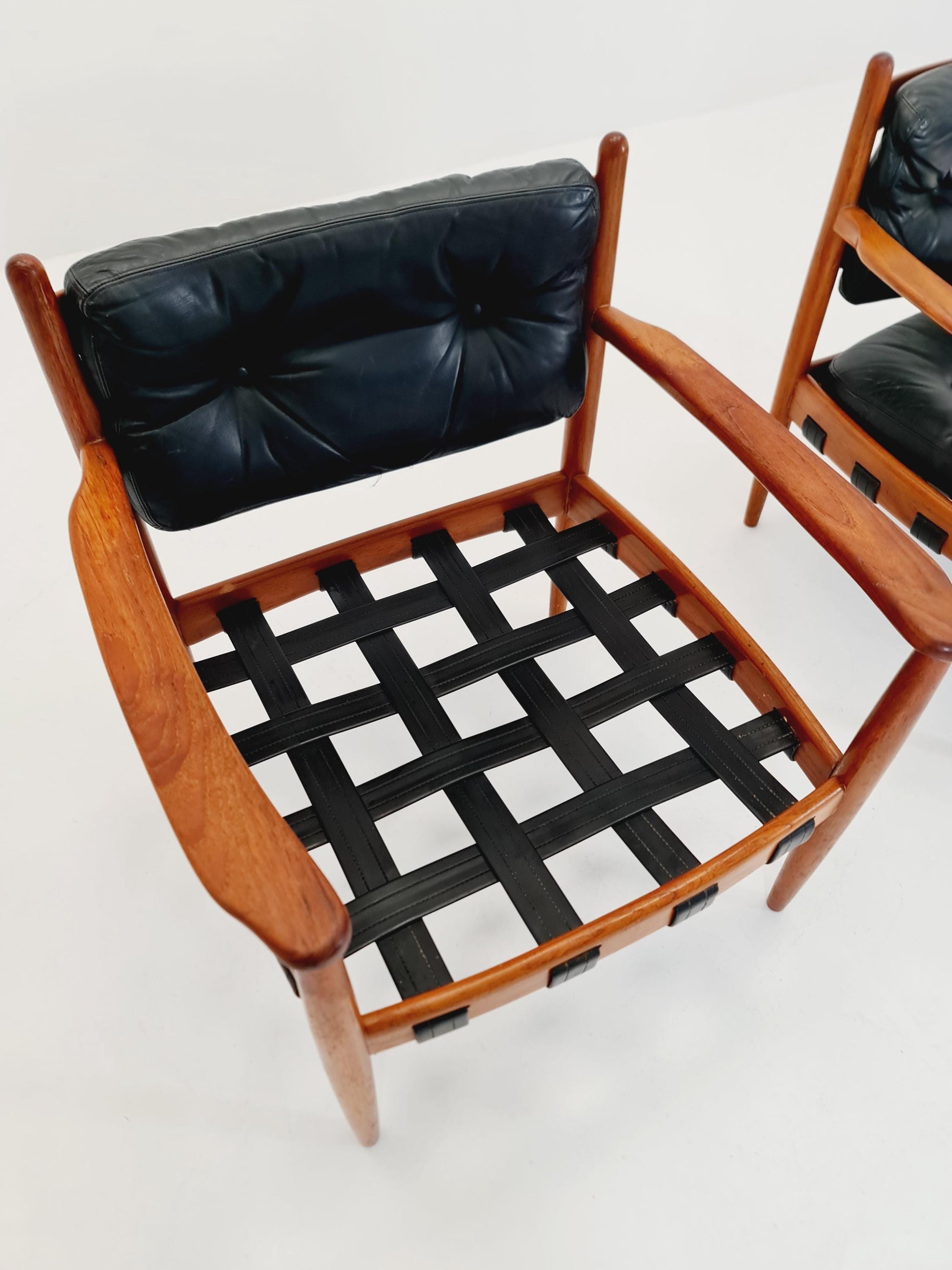 Mid-Century Modern Arm Chairs by Sven Ellekaer for Coja 1960s Set of 2