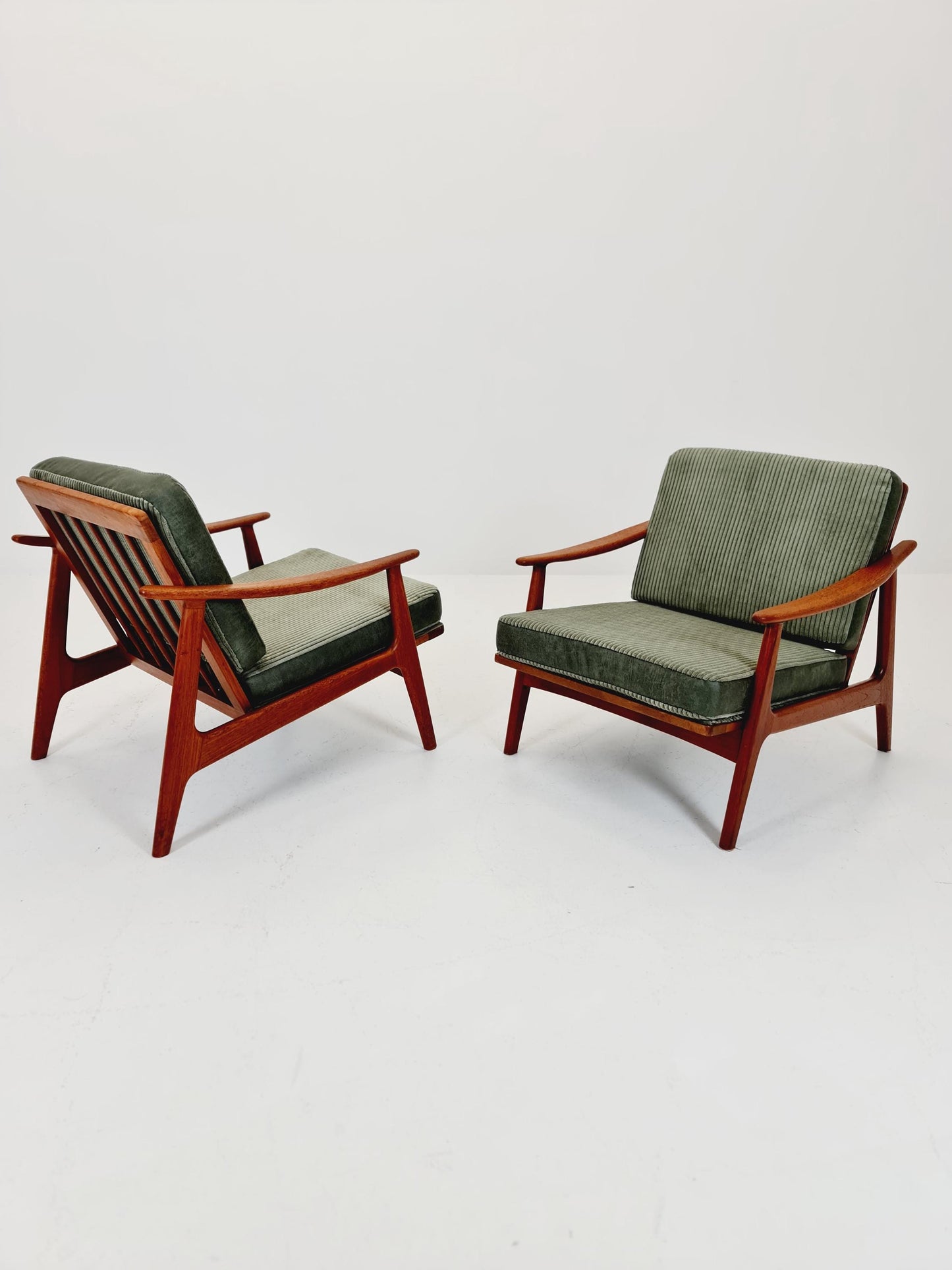 Mid century easy lounge chairs Denmark 1960s, Set of 2